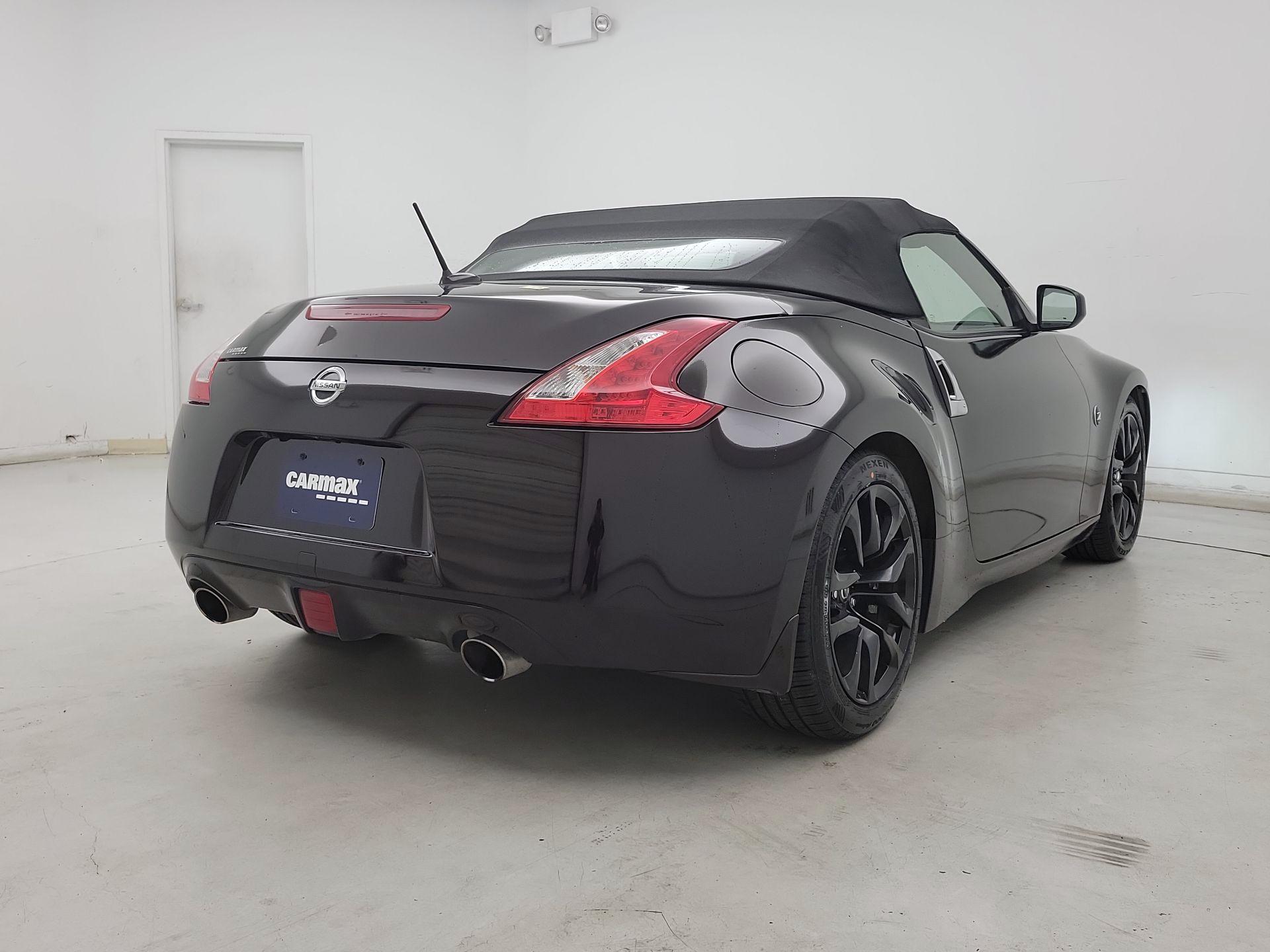 Thumbnail: 2017 Nissan Z - 5