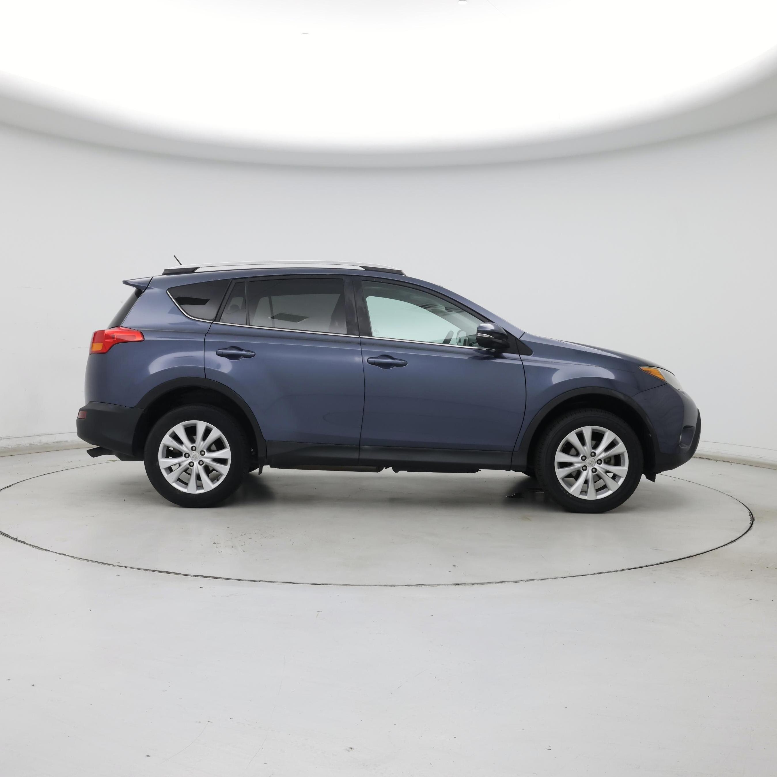 Thumbnail: 2013 Toyota RAV4 - 7