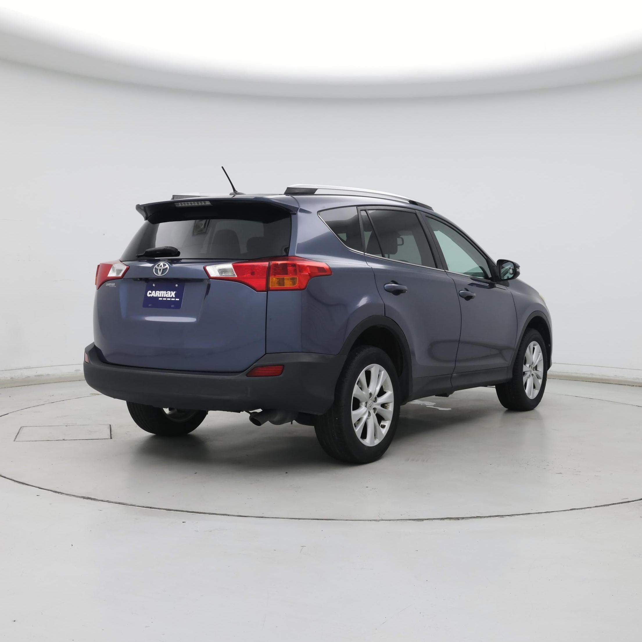 Thumbnail: 2013 Toyota RAV4 - 8
