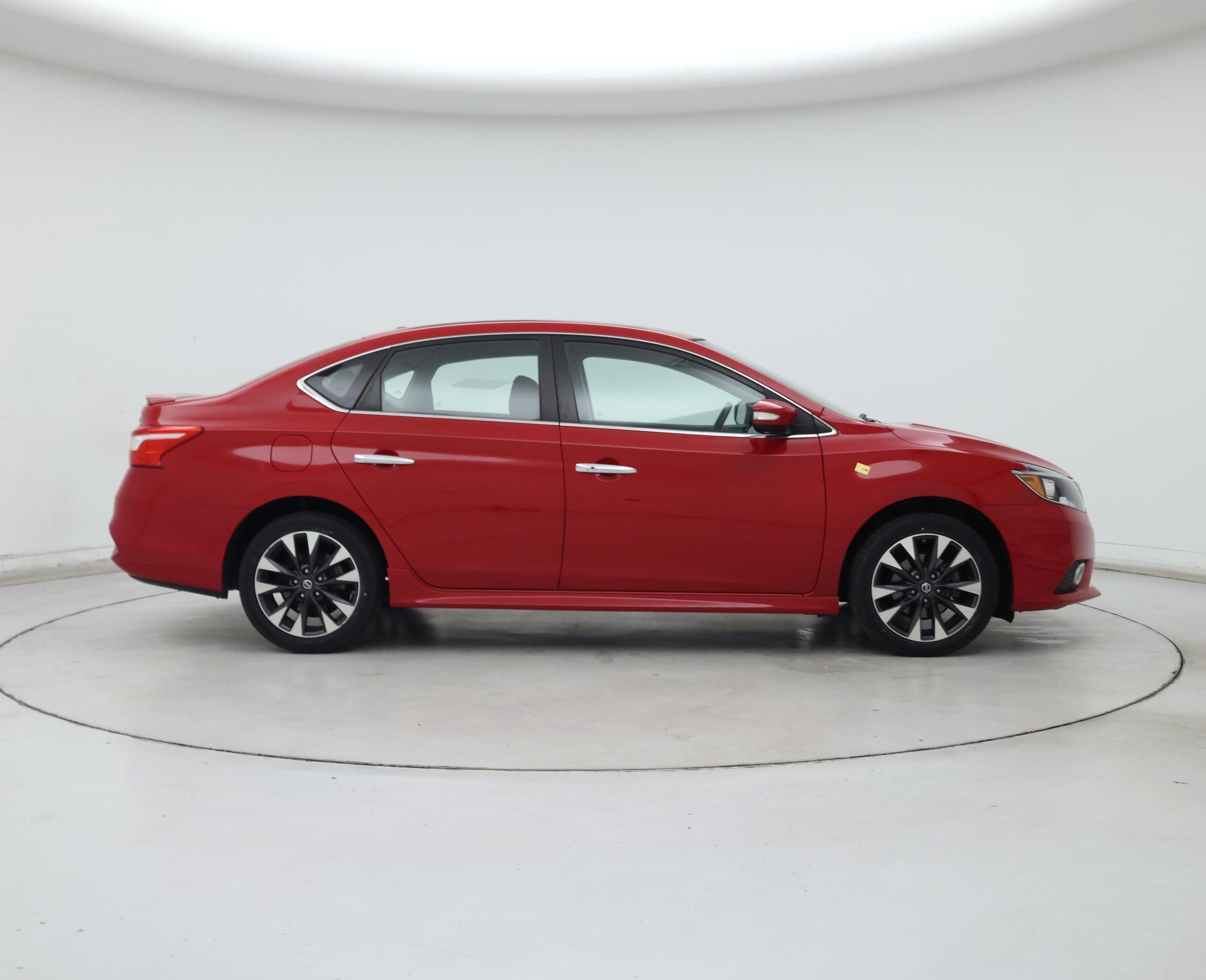 Thumbnail: 2016 Nissan Sentra - 7