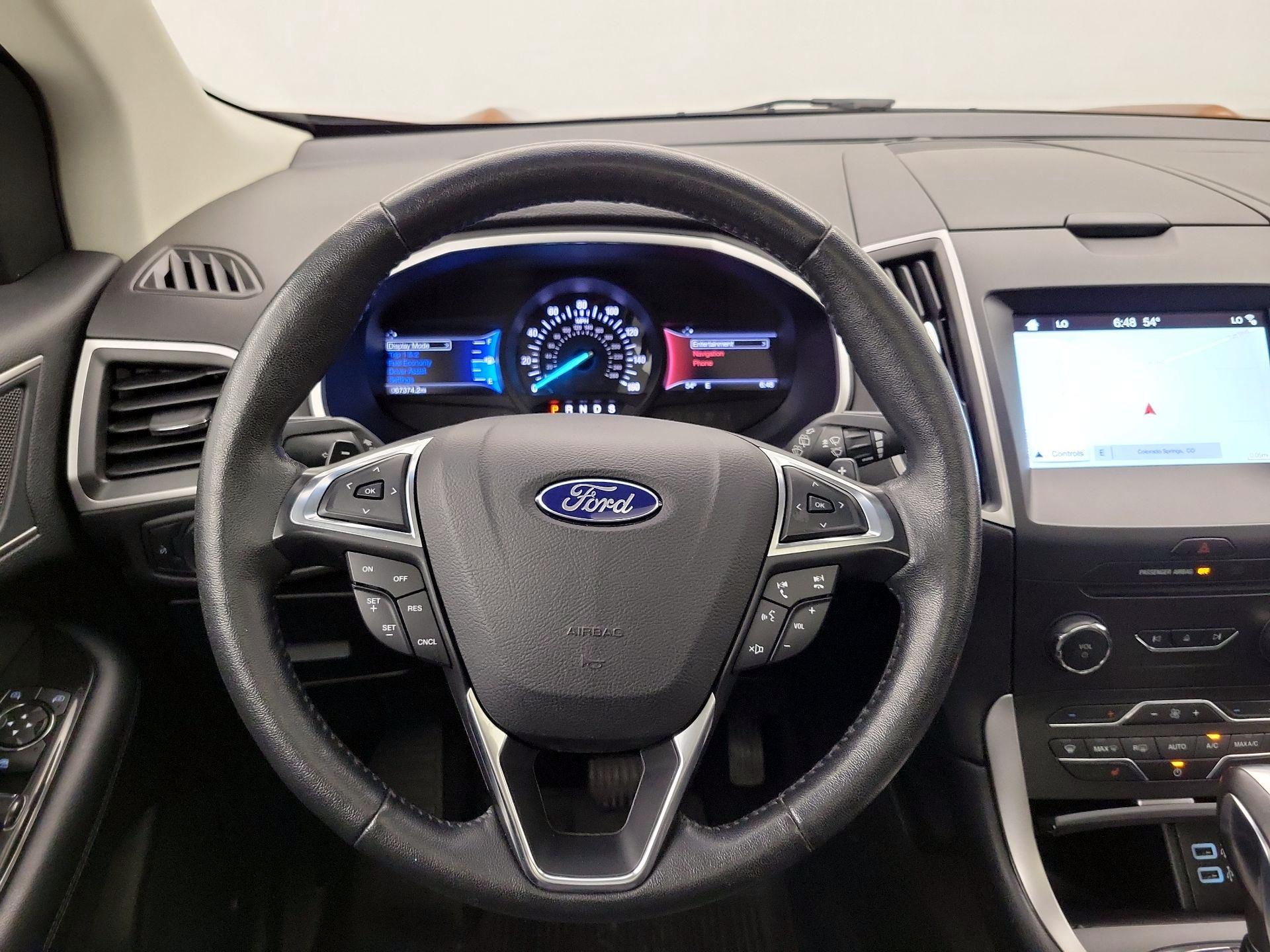 Thumbnail: 2017 Ford Edge - 10