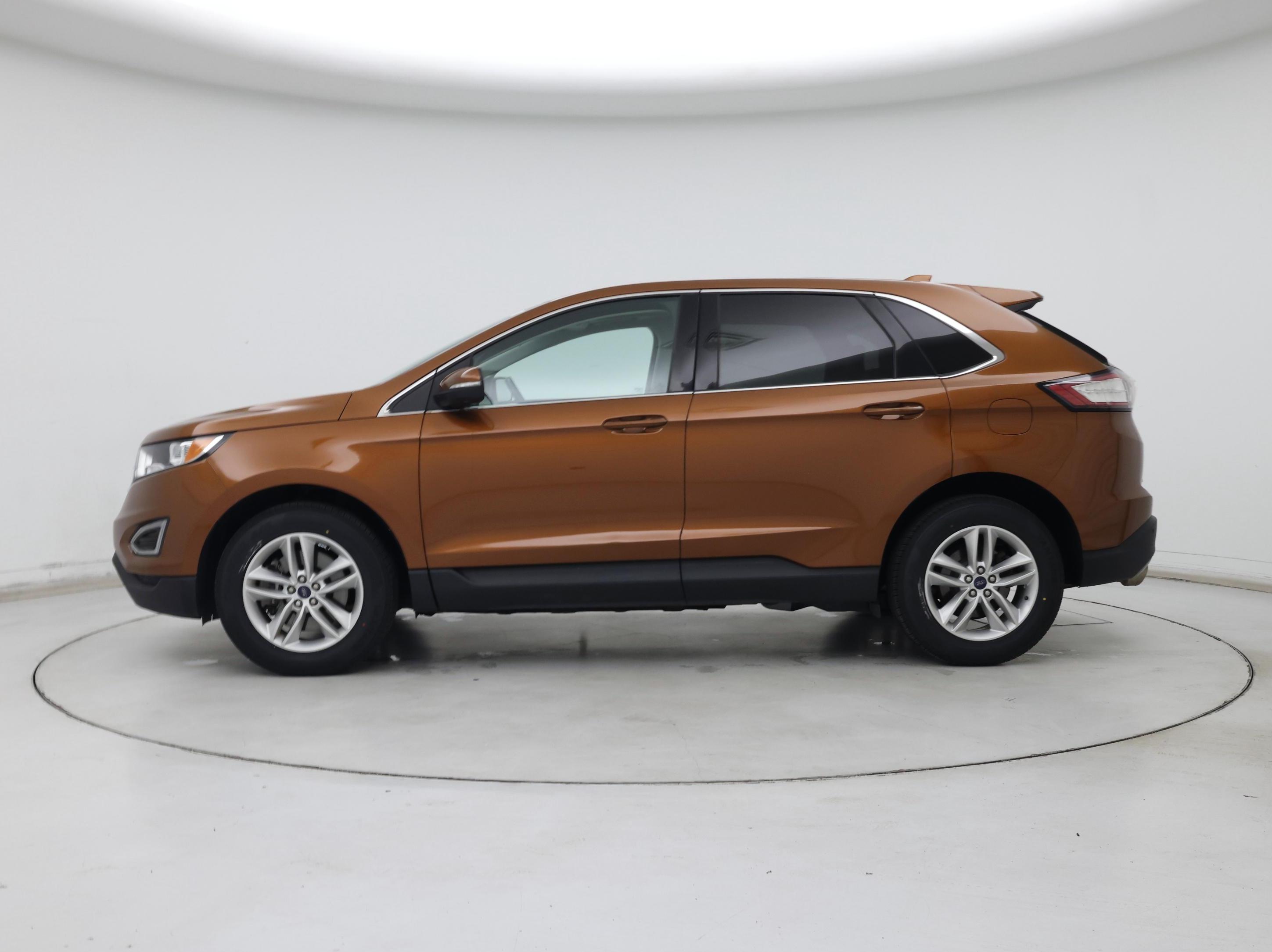 Thumbnail: 2017 Ford Edge - 3