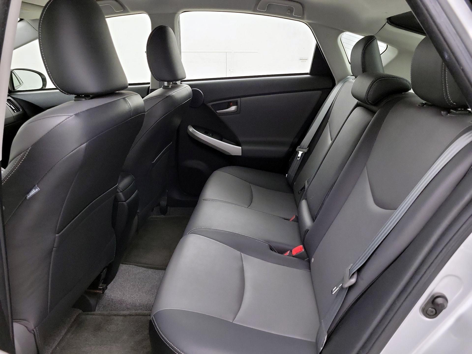 Thumbnail: 2014 Toyota Prius - 19