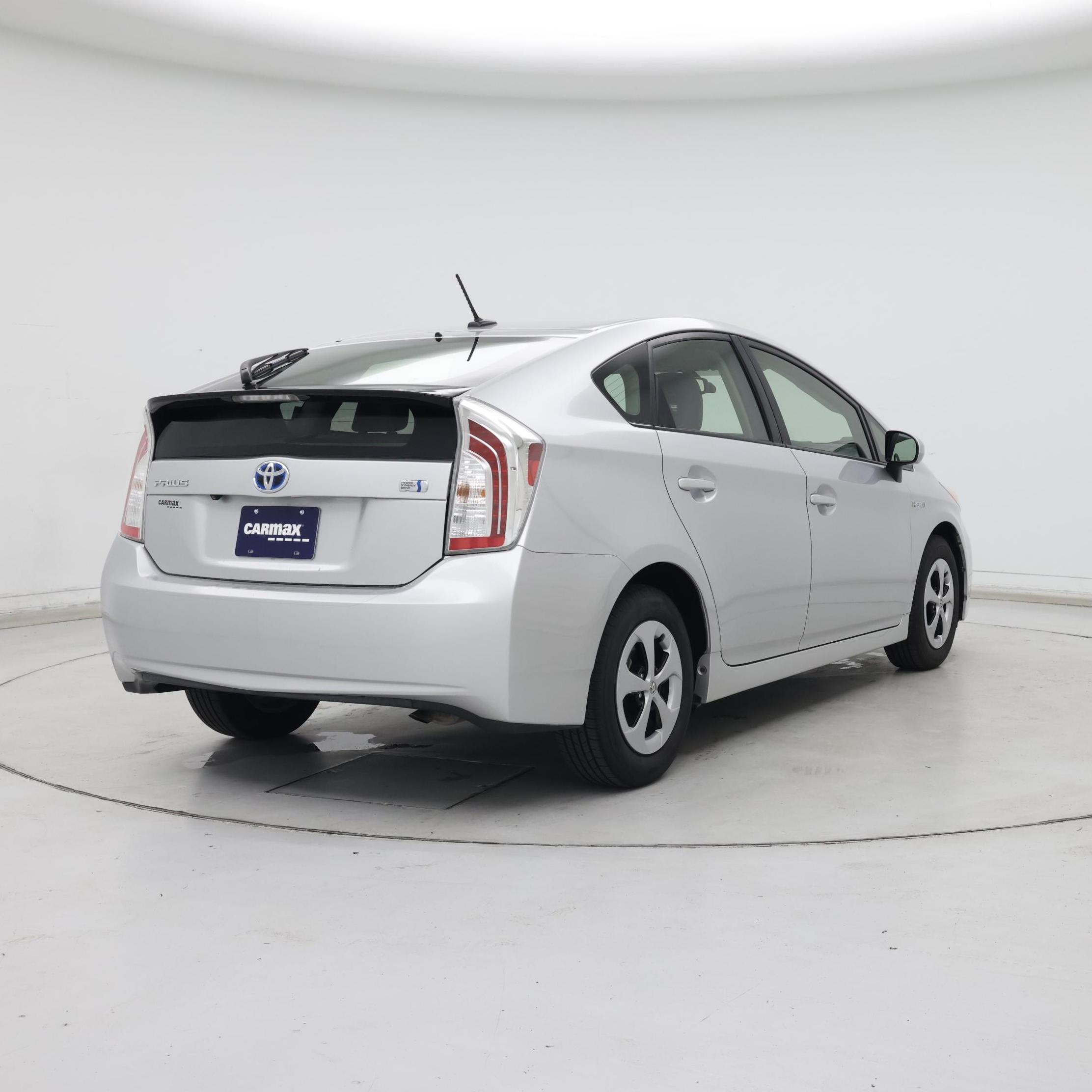 Thumbnail: 2014 Toyota Prius - 8