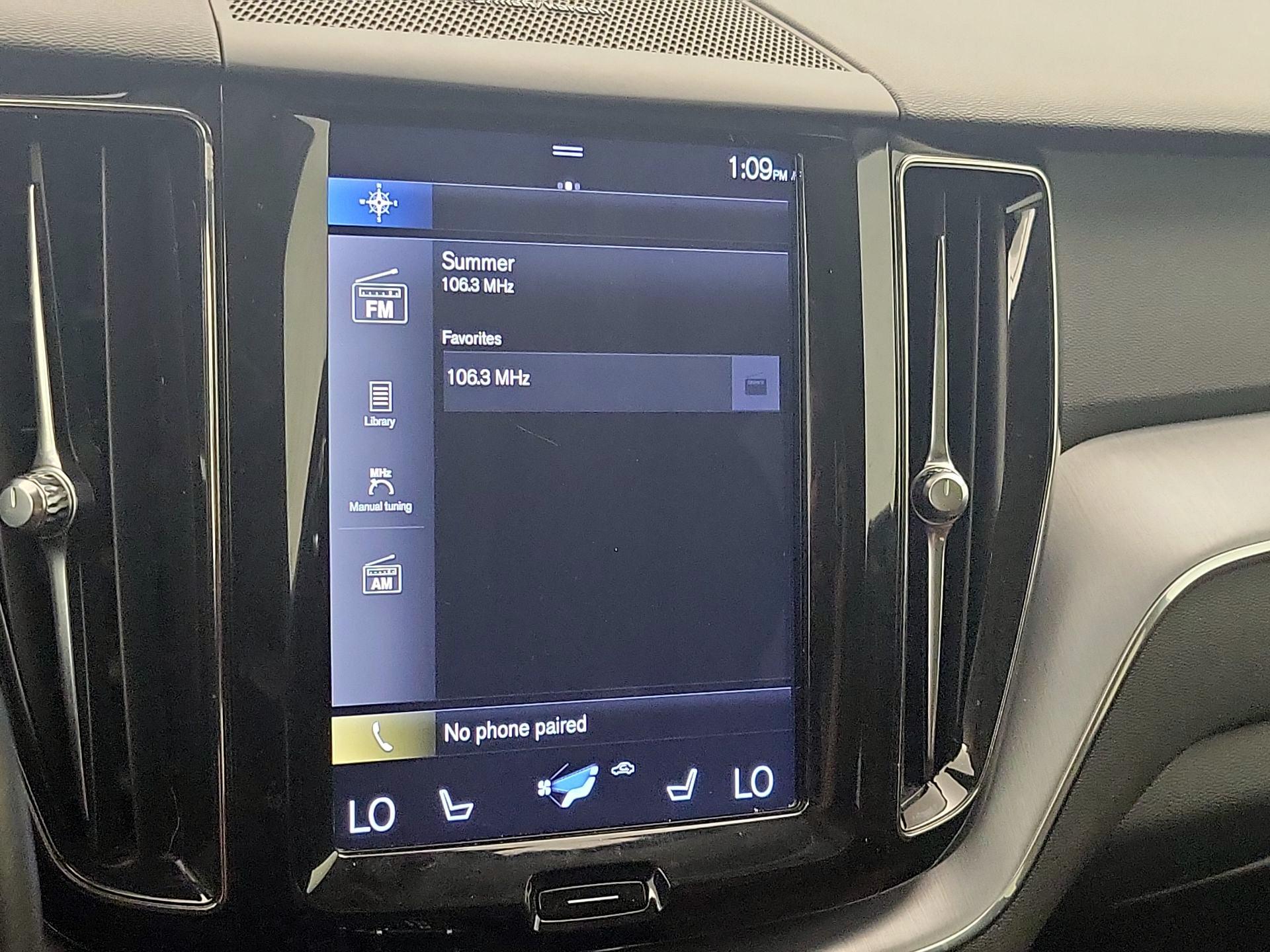 Thumbnail: 2020 Volvo XC60 - 16