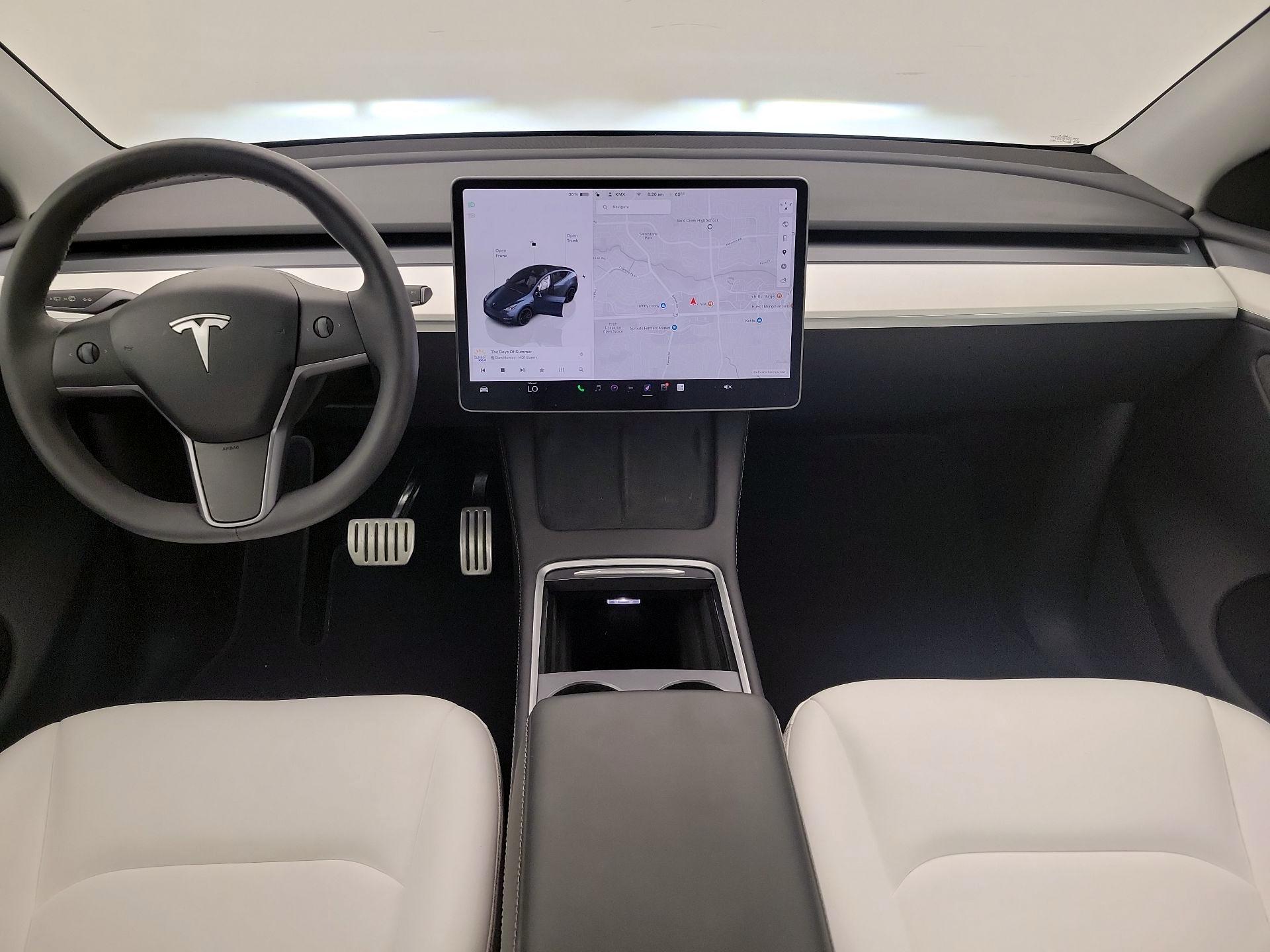 Thumbnail: 2025 Tesla Model Y - 9