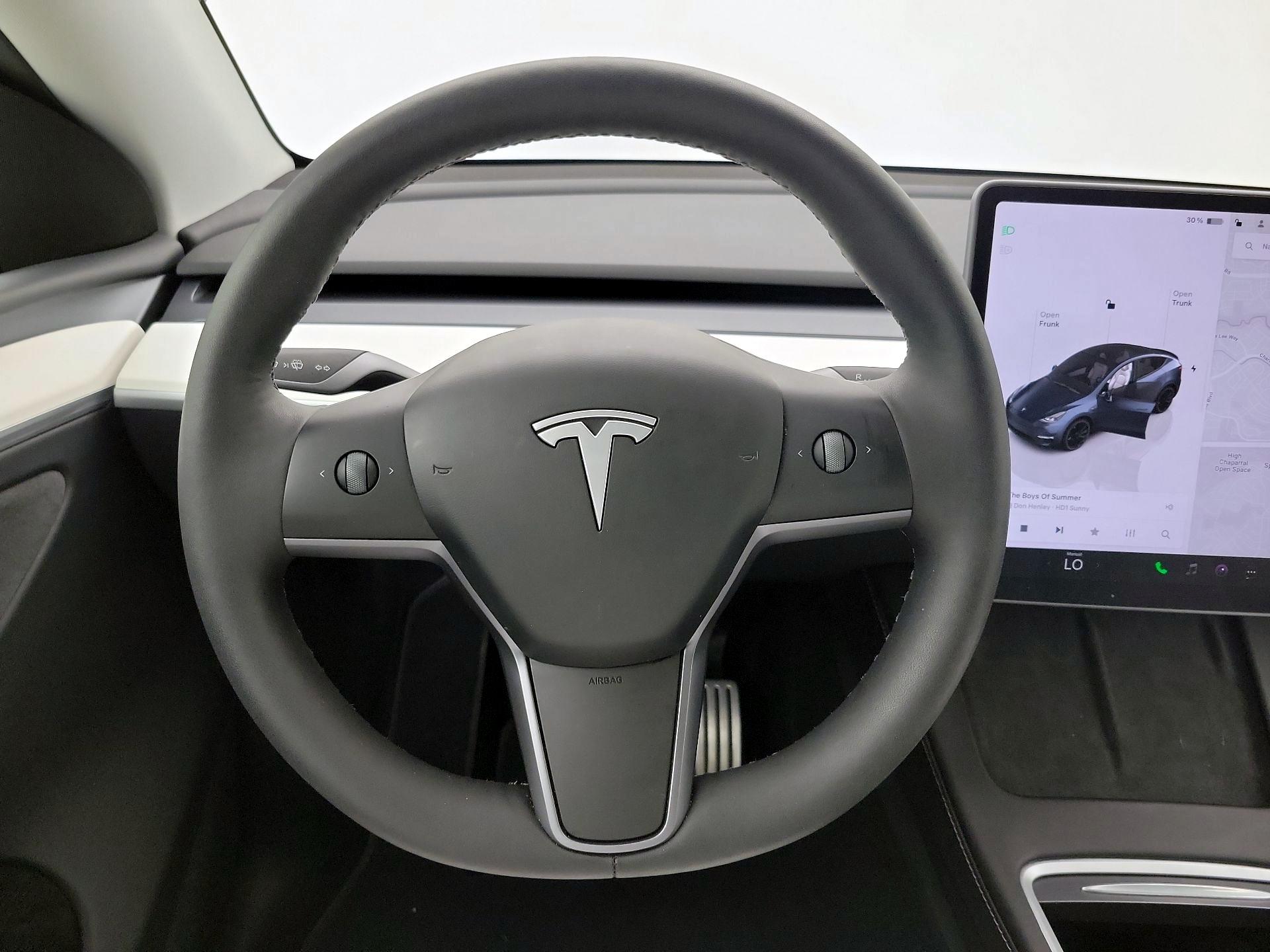 Thumbnail: 2025 Tesla Model Y - 10