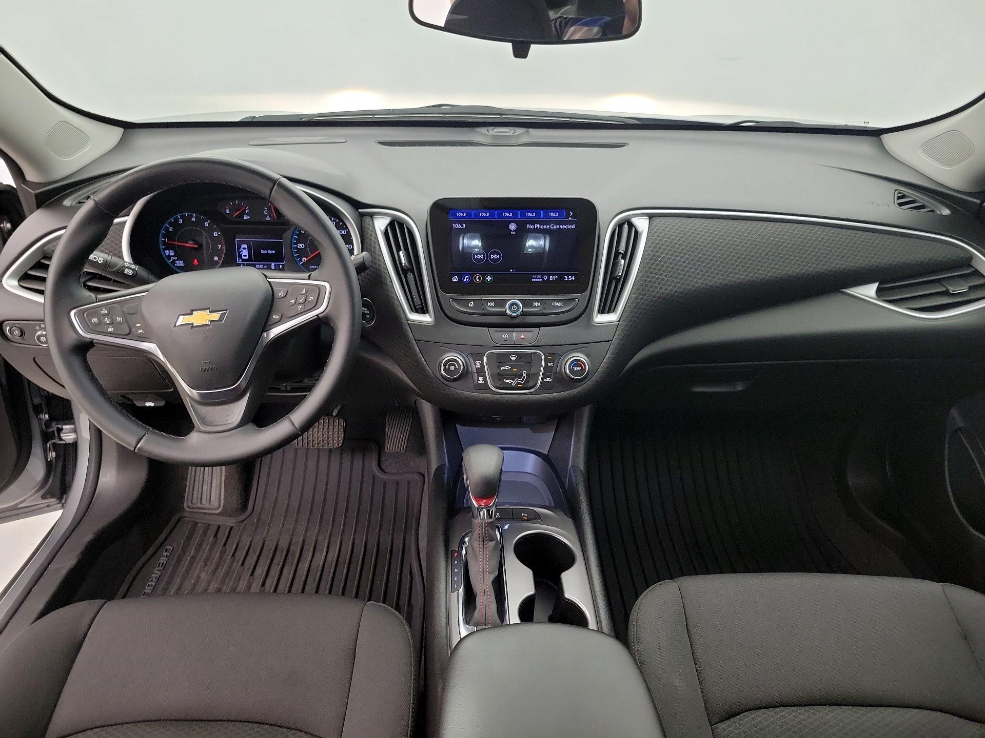Thumbnail: 2024 Chevrolet Malibu - 9