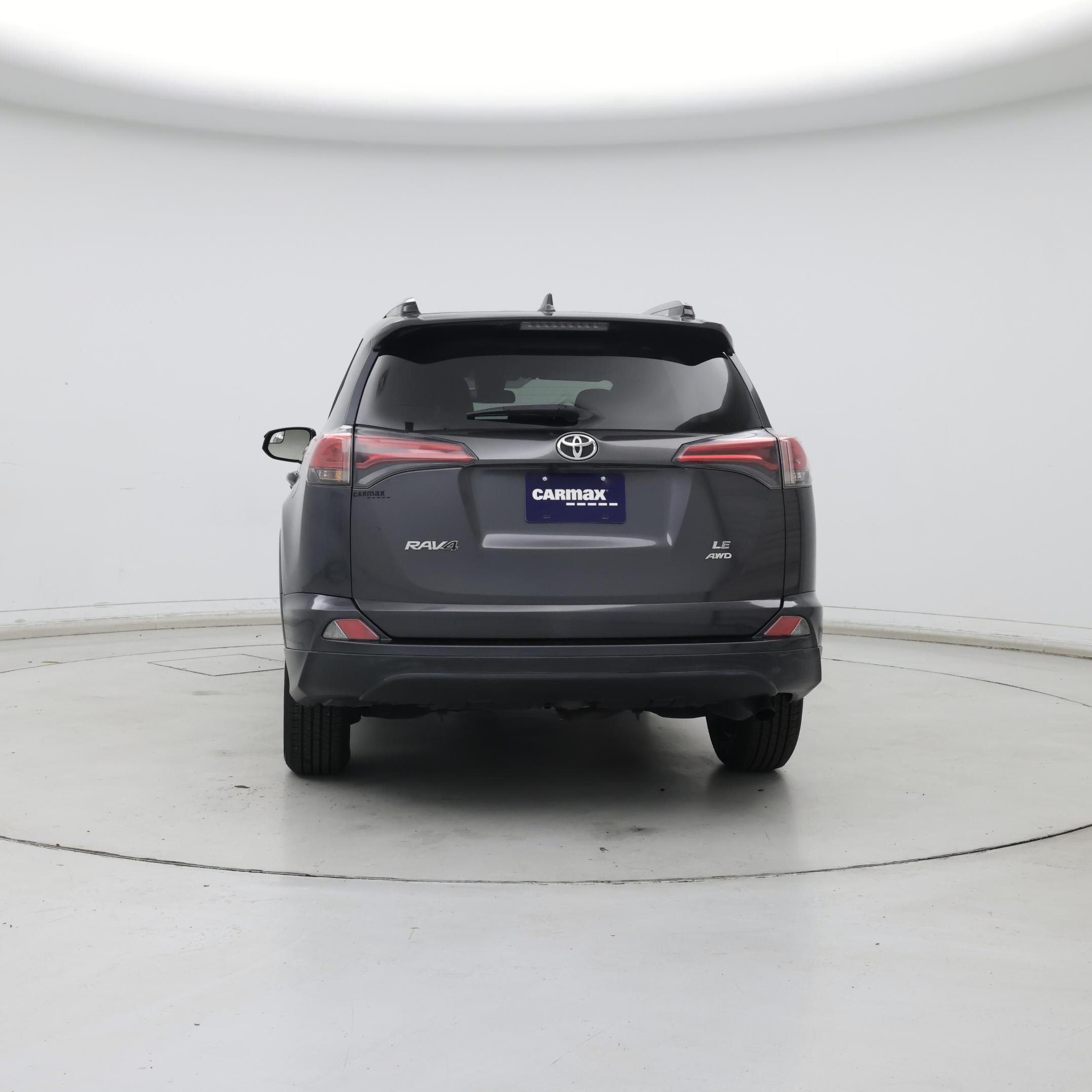 Thumbnail: 2018 Toyota RAV4 - 6