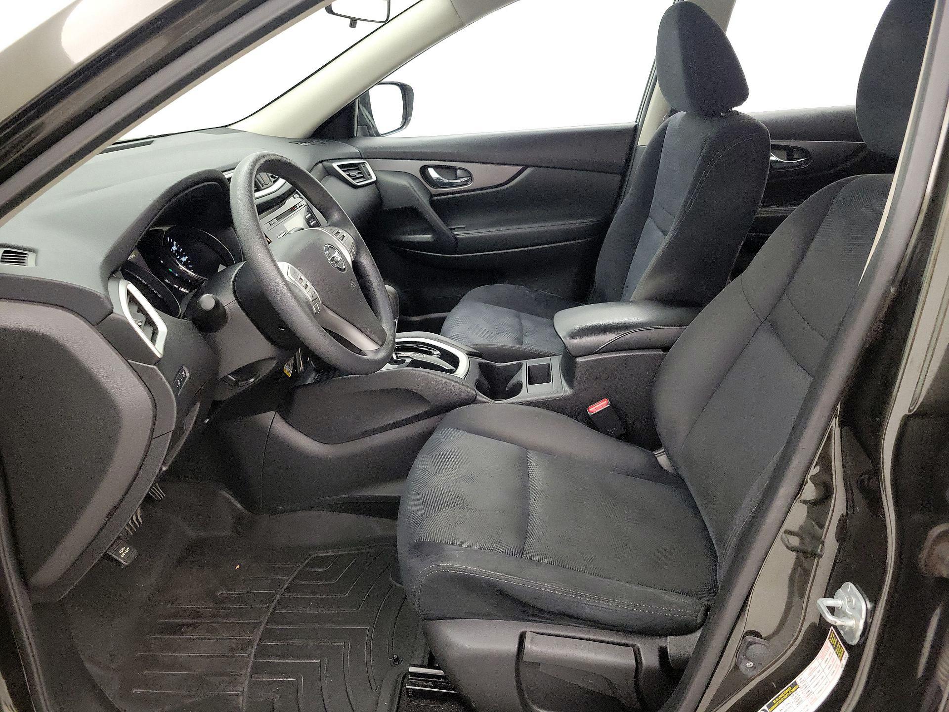 Thumbnail: 2016 Nissan Rogue - 11