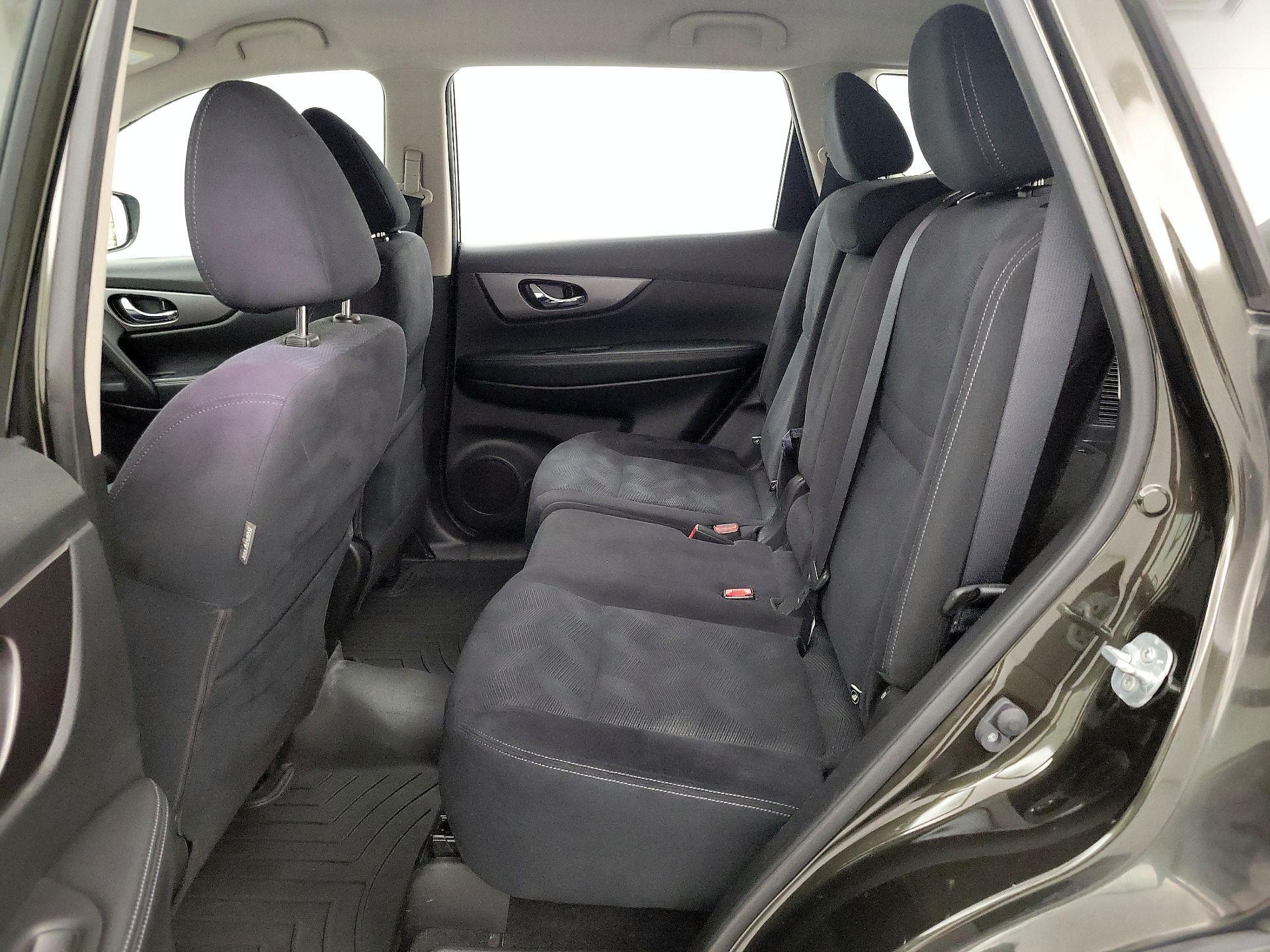 Thumbnail: 2016 Nissan Rogue - 19
