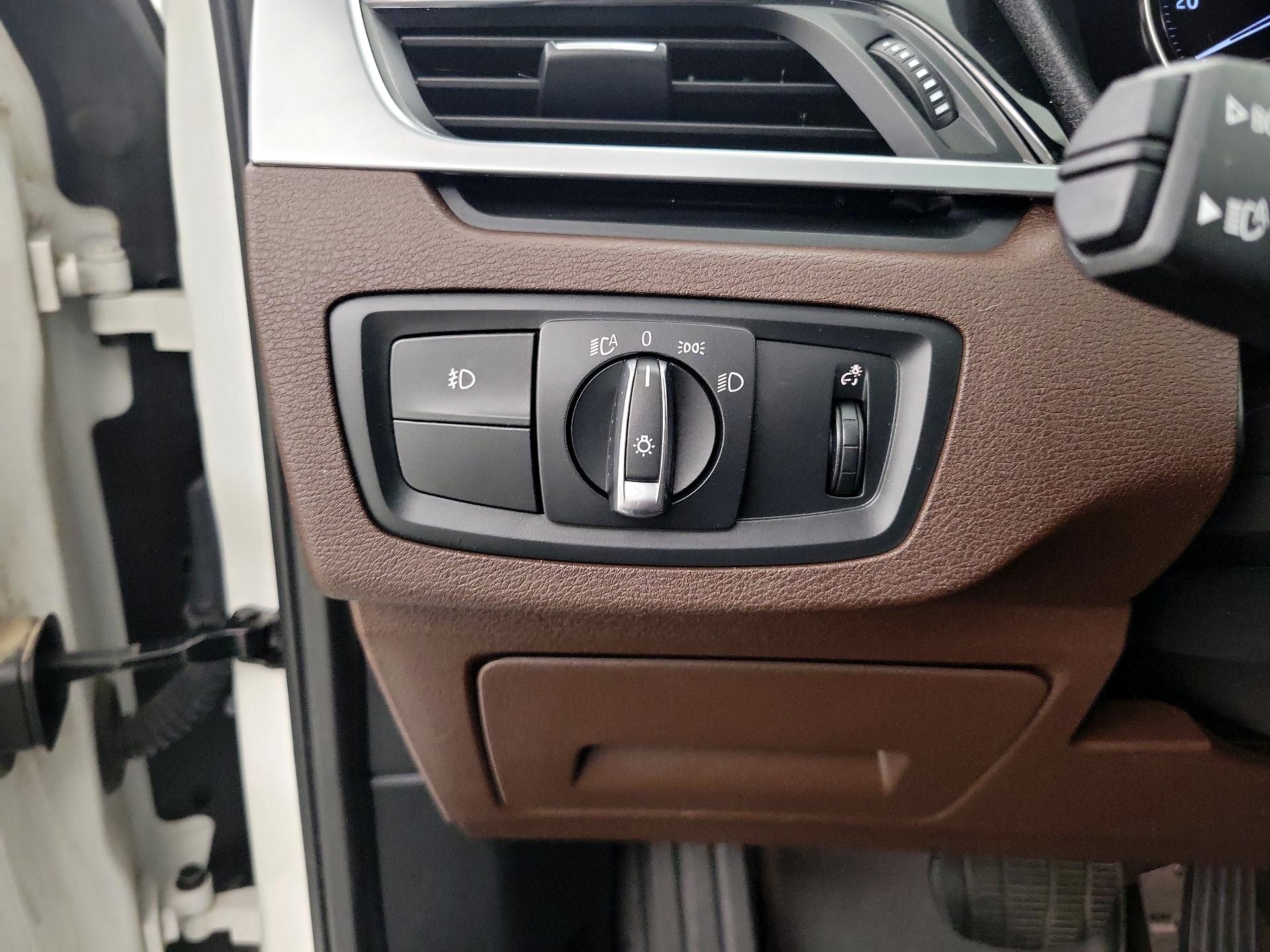 Thumbnail: 2019 BMW X1 - 11