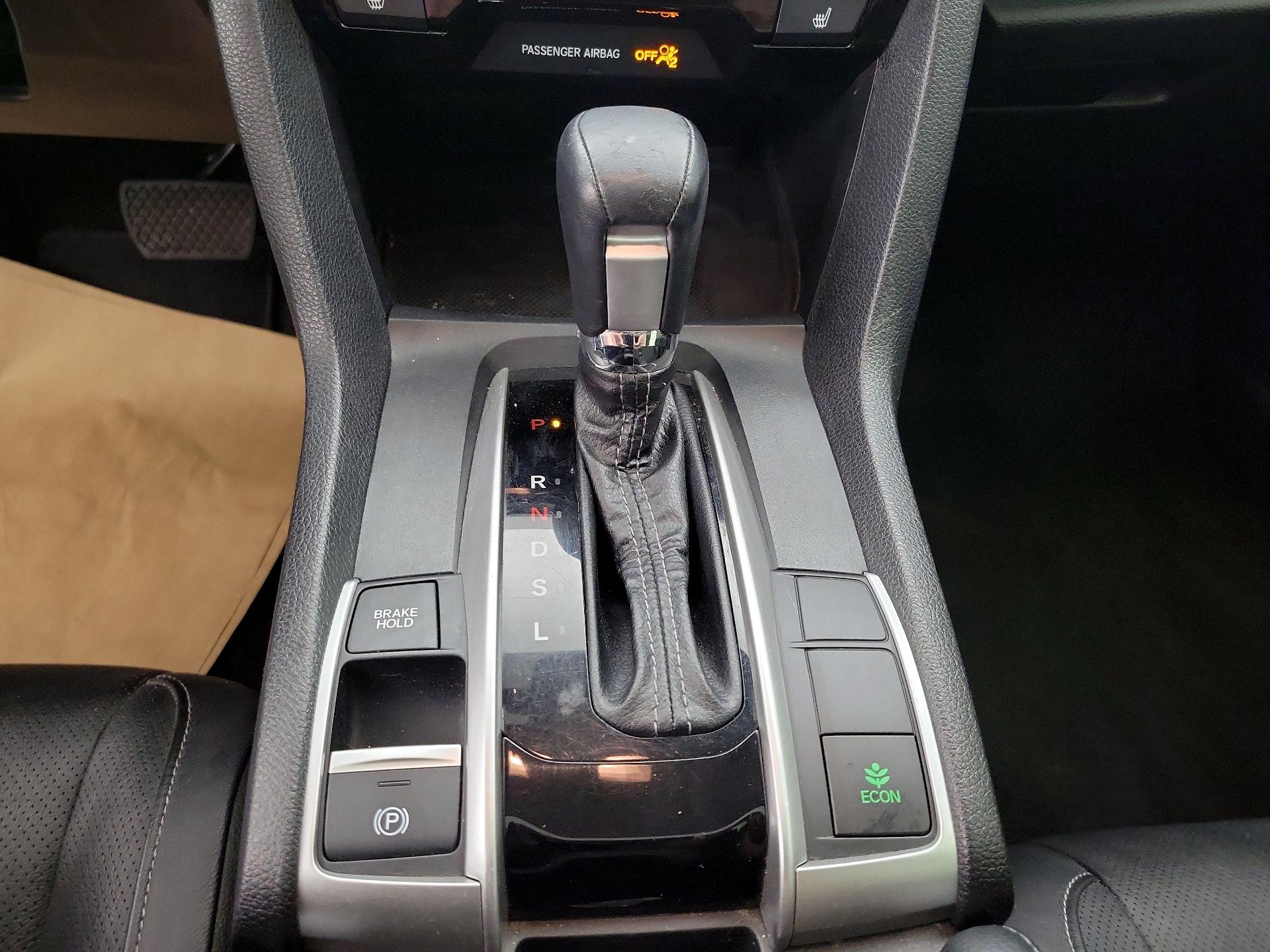 Thumbnail: 2019 Honda Civic - 17