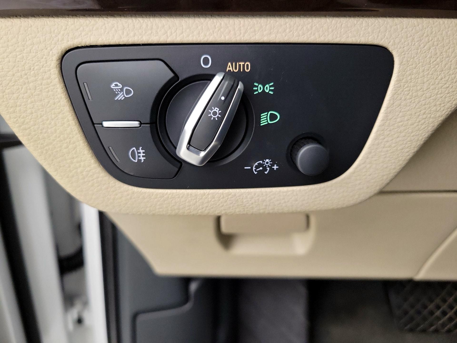 Thumbnail: 2019 Audi Q5 - 11