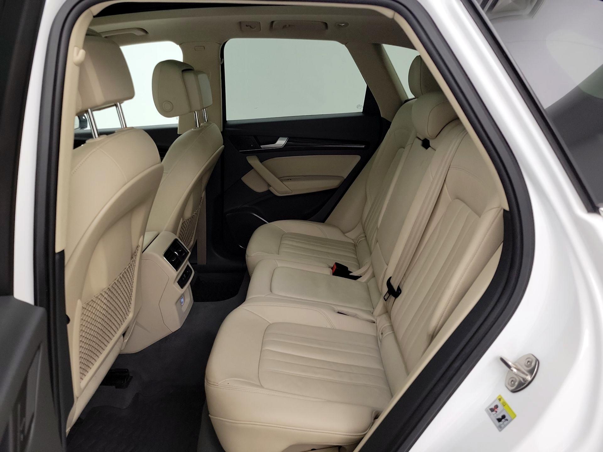 Thumbnail: 2019 Audi Q5 - 18