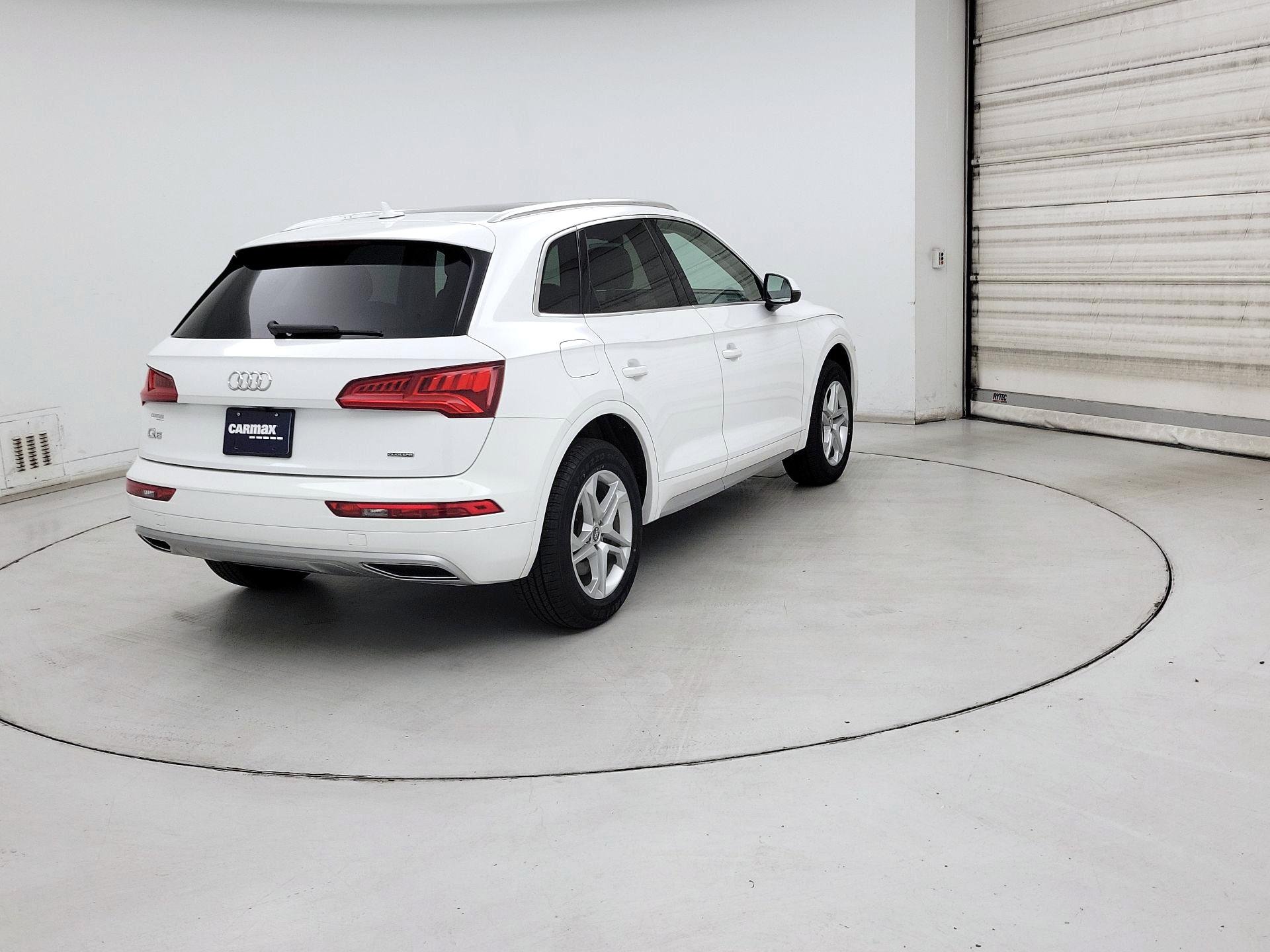 Thumbnail: 2019 Audi Q5 - 5