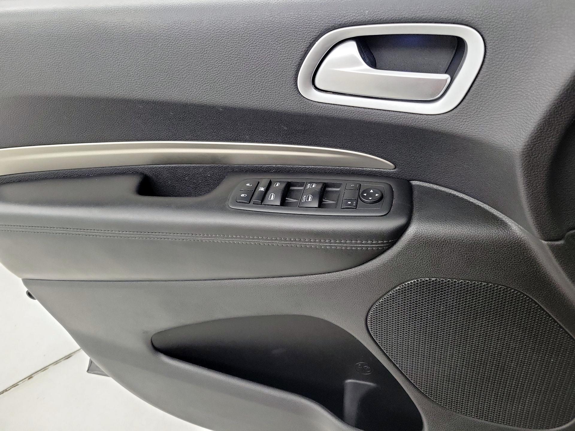 Thumbnail: 2019 Dodge Durango - 12