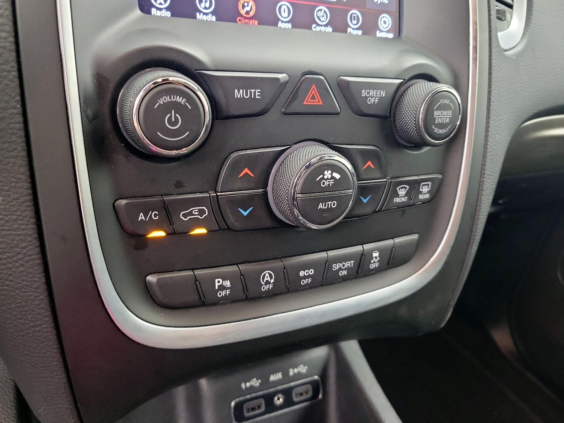 Thumbnail: 2019 Dodge Durango - 16