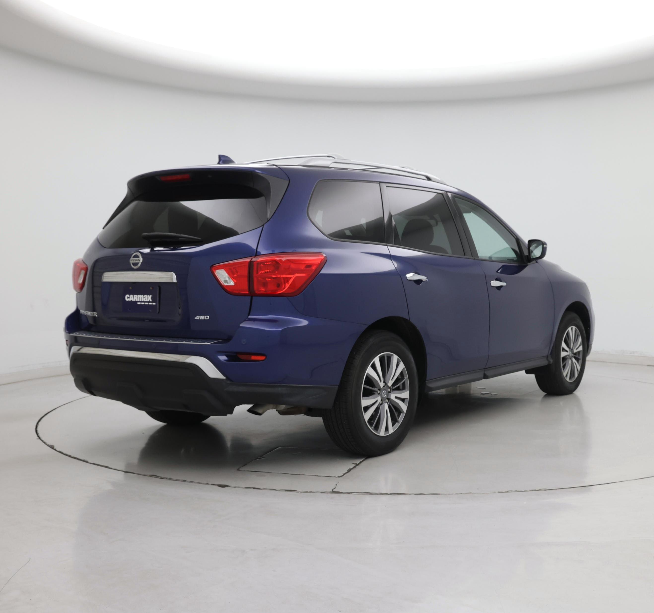 Thumbnail: 2020 Nissan Pathfinder - 8