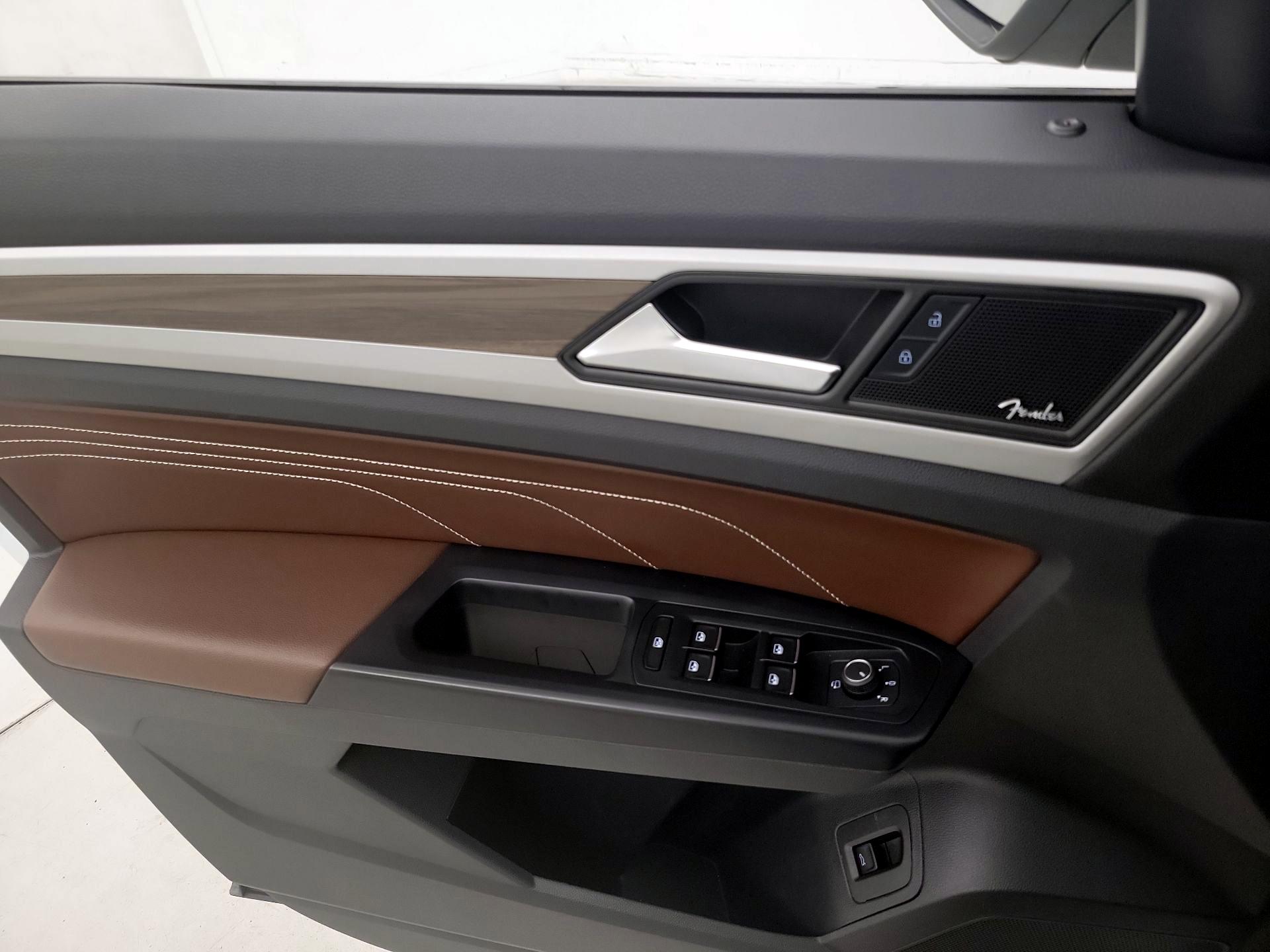 Thumbnail: 2021 Volkswagen Atlas - 12