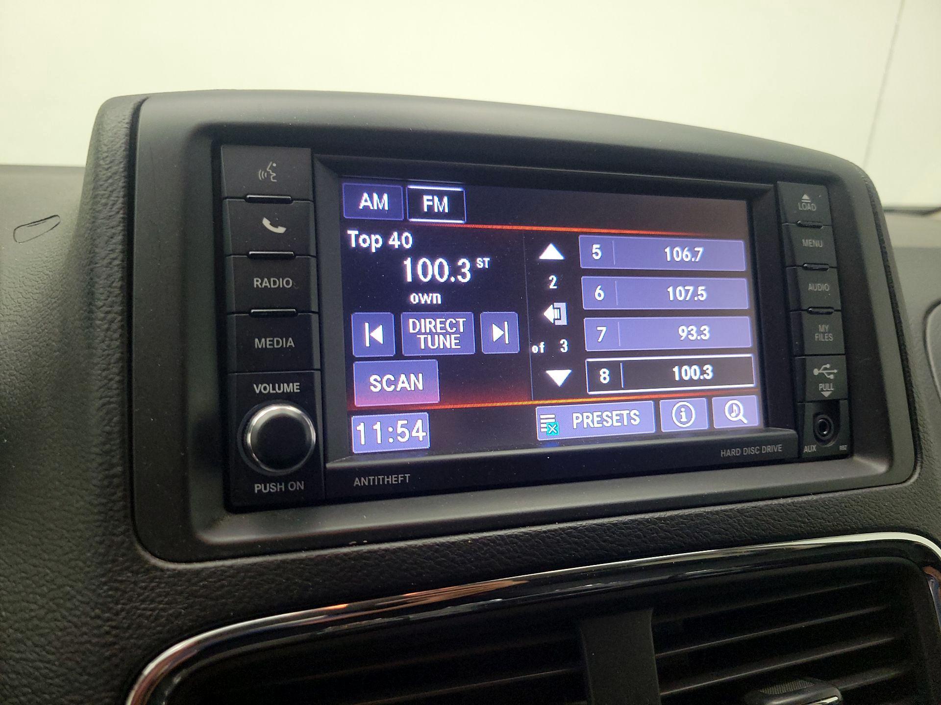 Thumbnail: 2019 Dodge Grand Caravan - 15