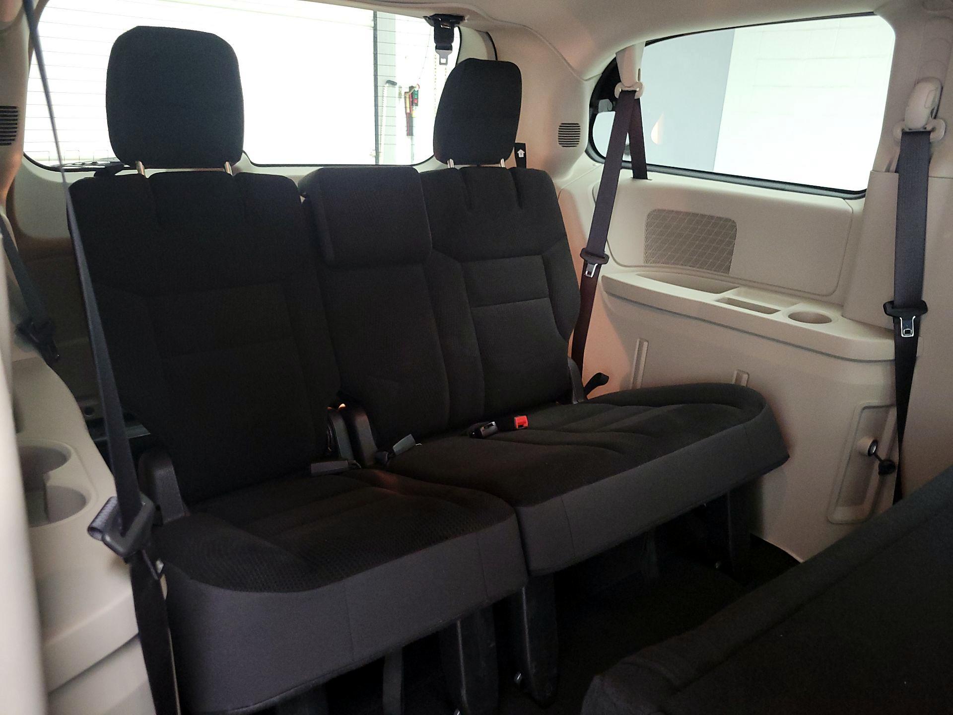 Thumbnail: 2019 Dodge Grand Caravan - 20