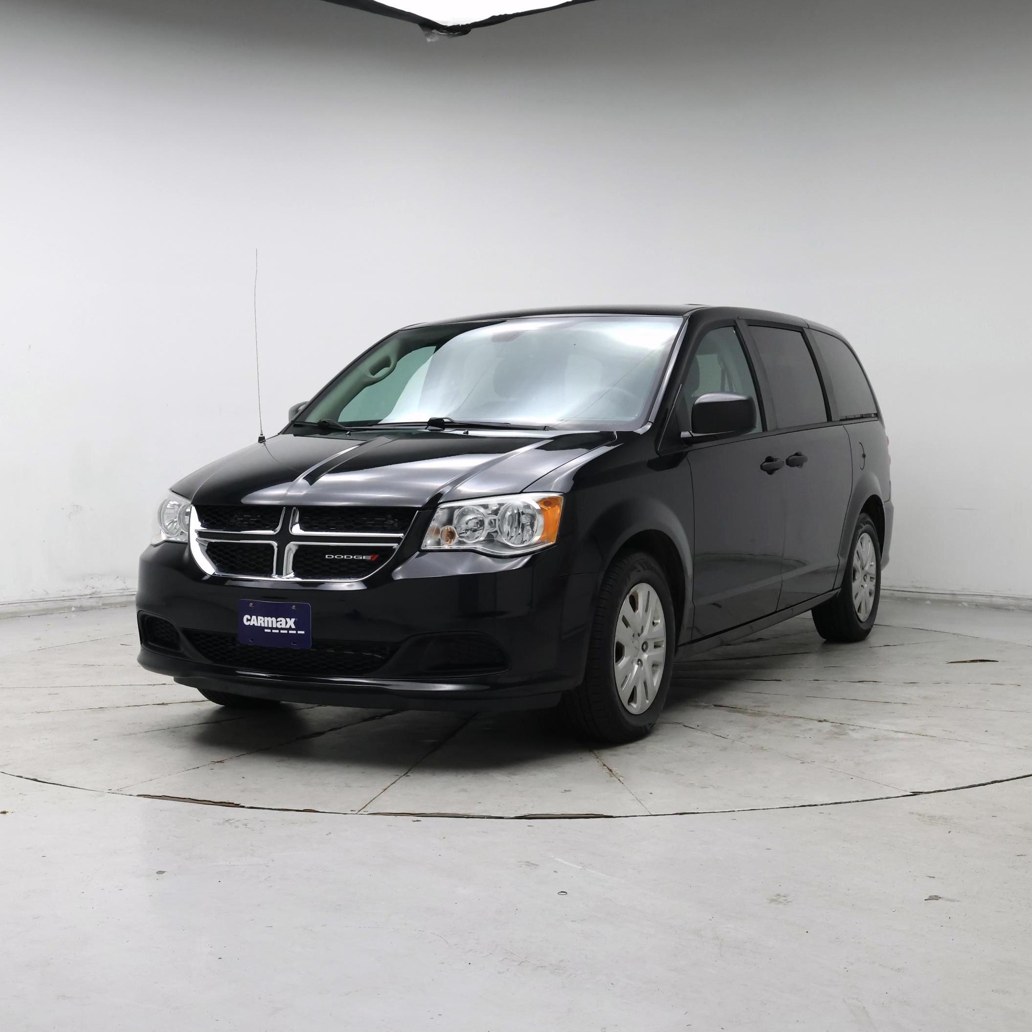 Thumbnail: 2019 Dodge Grand Caravan - 4