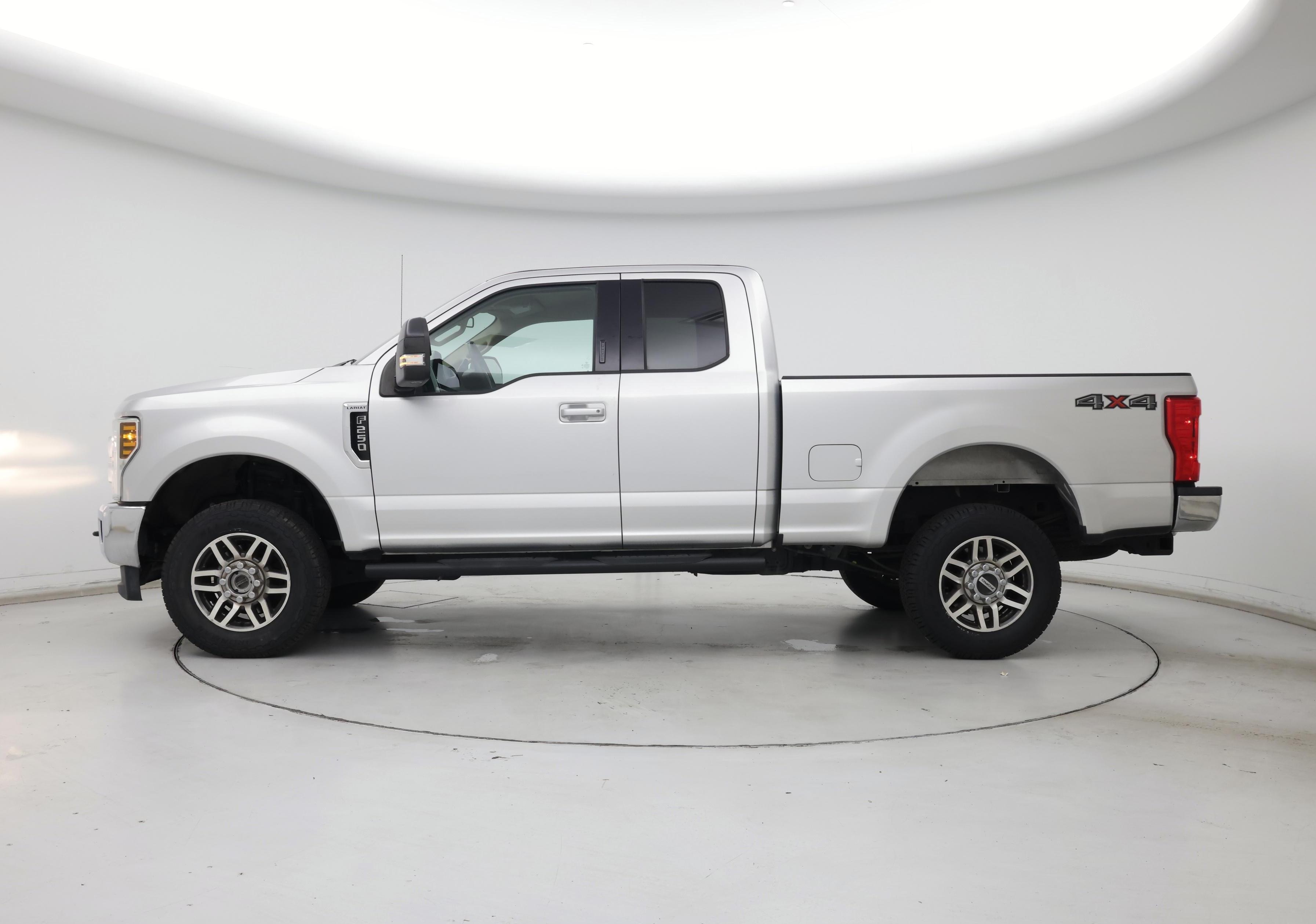 Thumbnail: 2019 Ford F-250 - 3
