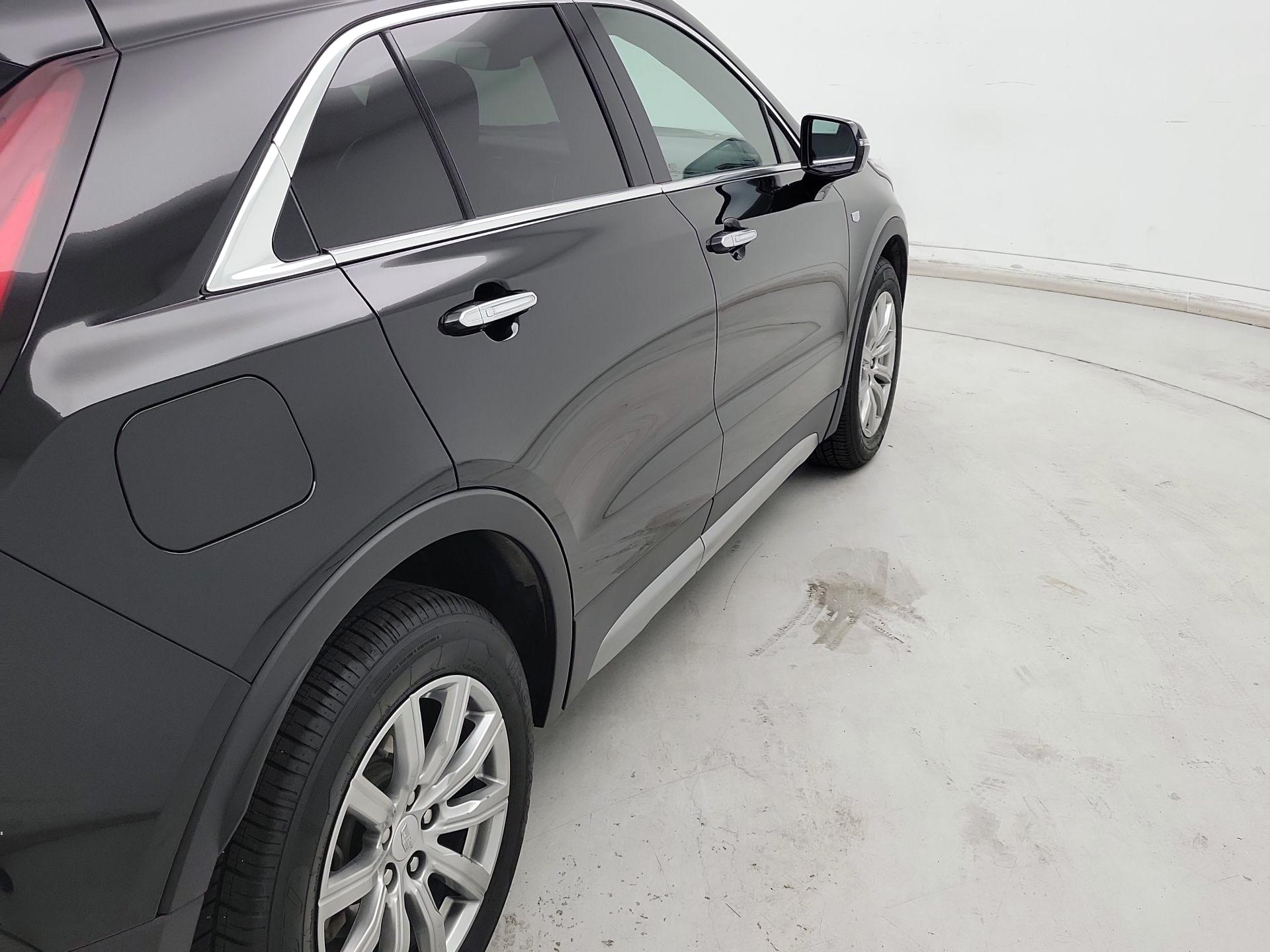 Thumbnail: 2023 Cadillac XT4 - 5