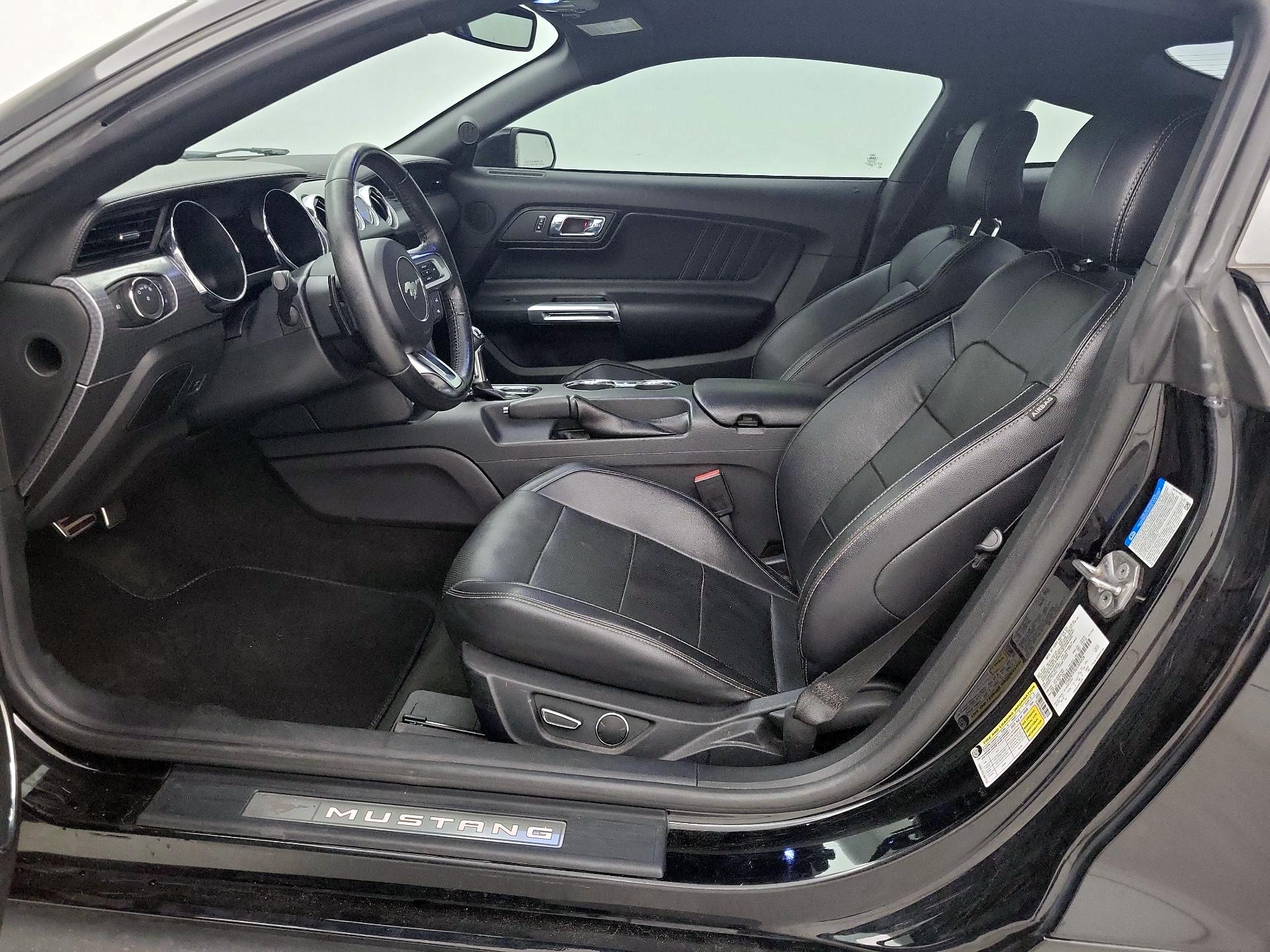 Thumbnail: 2016 Ford Mustang - 11