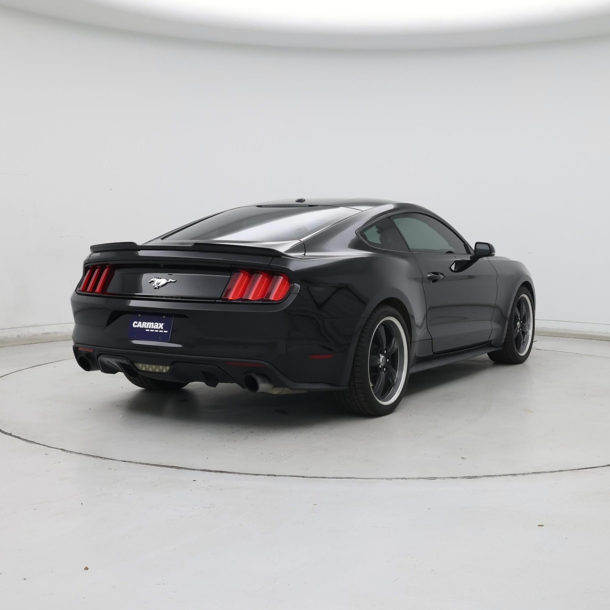 Thumbnail: 2016 Ford Mustang - 8