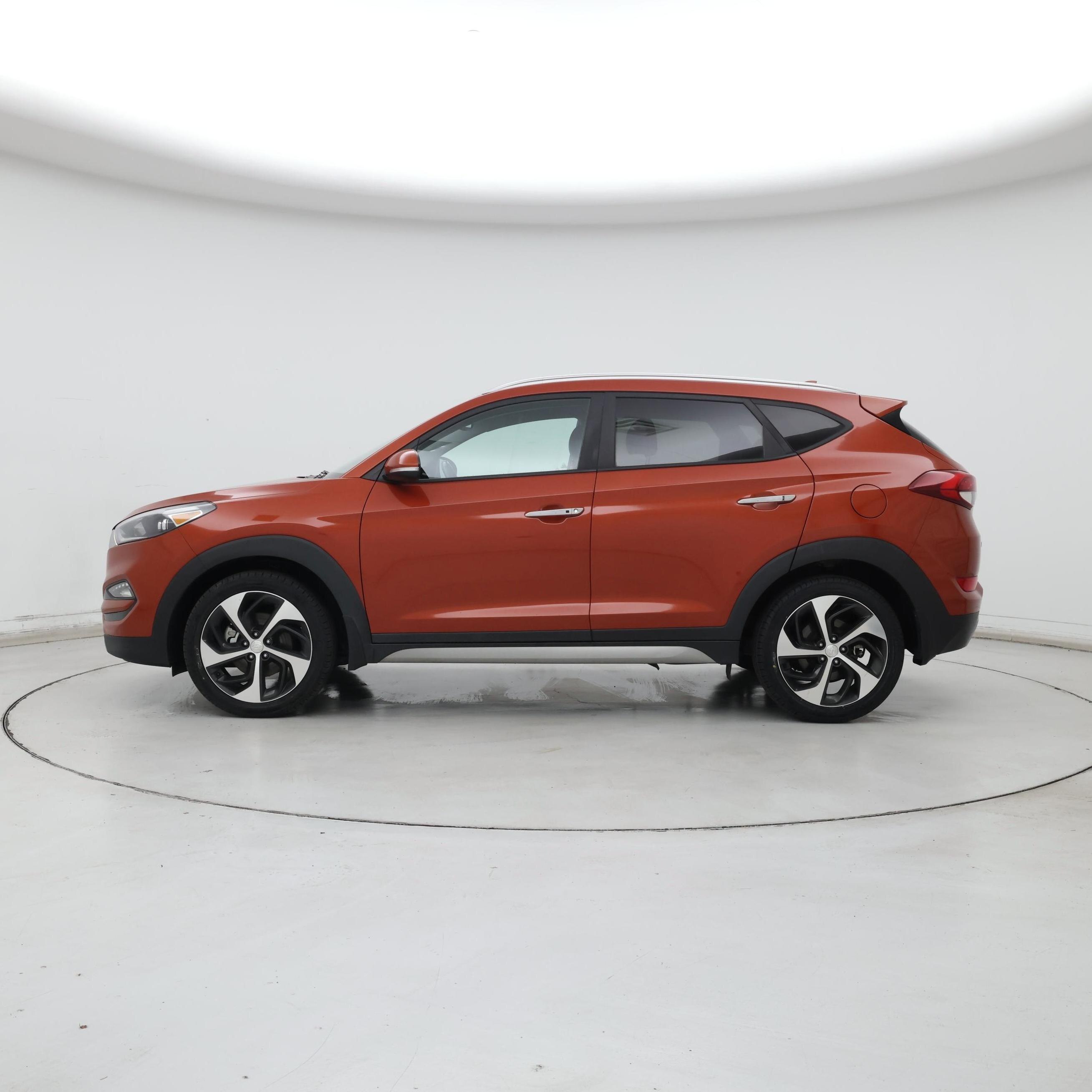 Thumbnail: 2017 Hyundai Tucson - 3