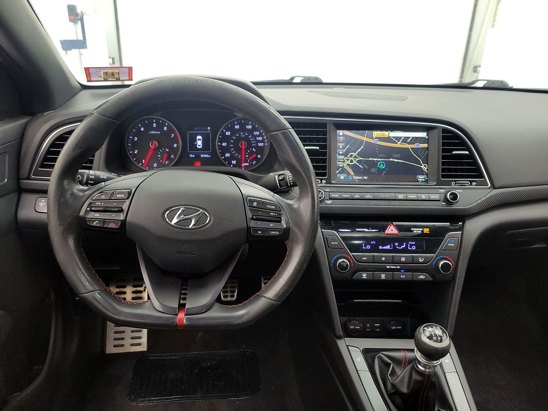 Thumbnail: 2017 Hyundai Elantra - 10