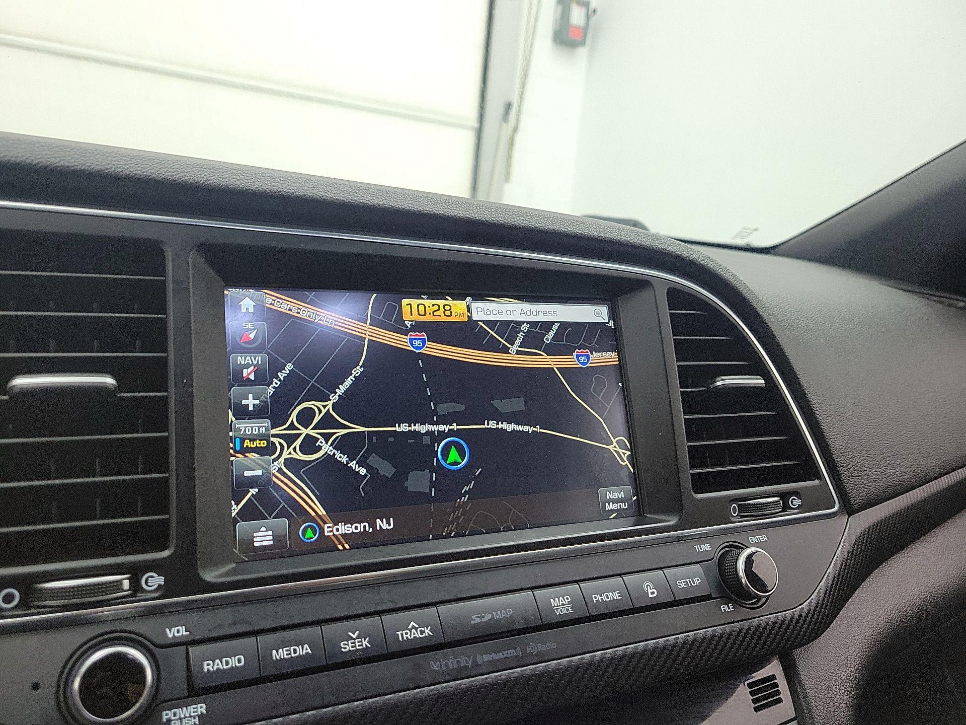 Thumbnail: 2017 Hyundai Elantra - 14