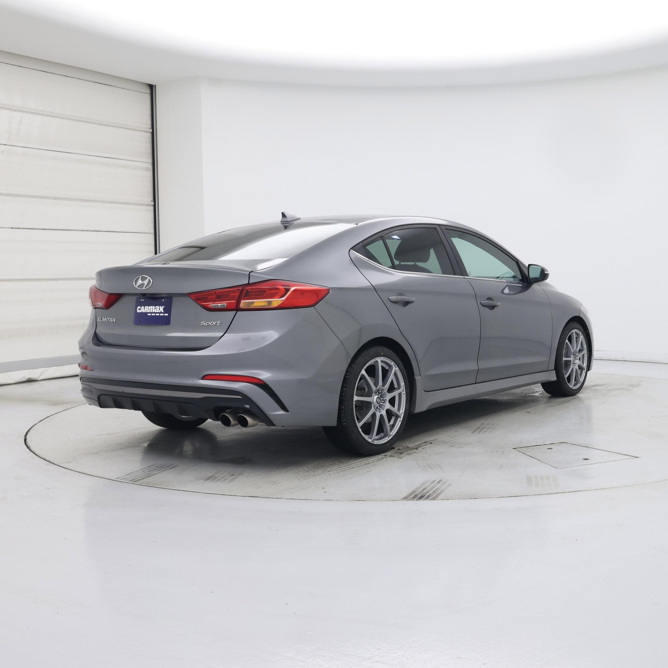 Thumbnail: 2017 Hyundai Elantra - 8