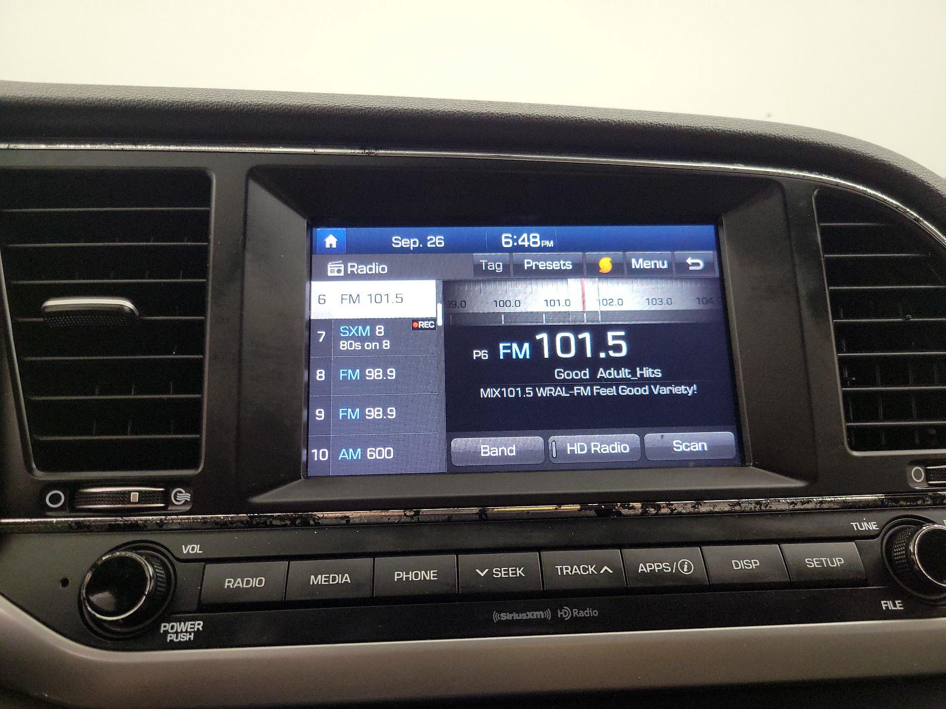 Thumbnail: 2017 Hyundai Elantra - 15