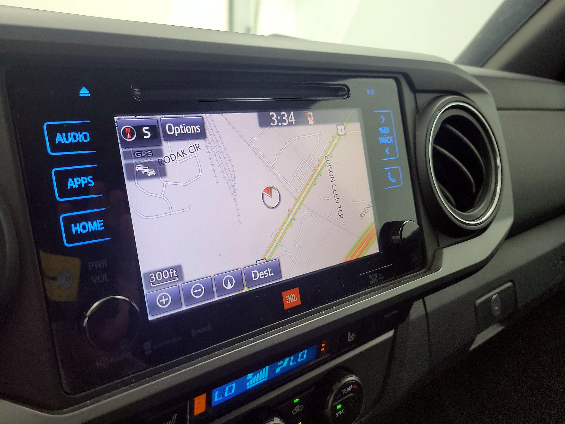 Thumbnail: 2019 Toyota Tacoma - 14