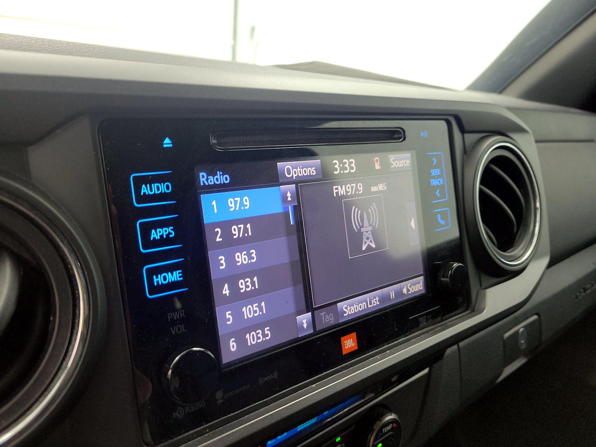 Thumbnail: 2019 Toyota Tacoma - 16