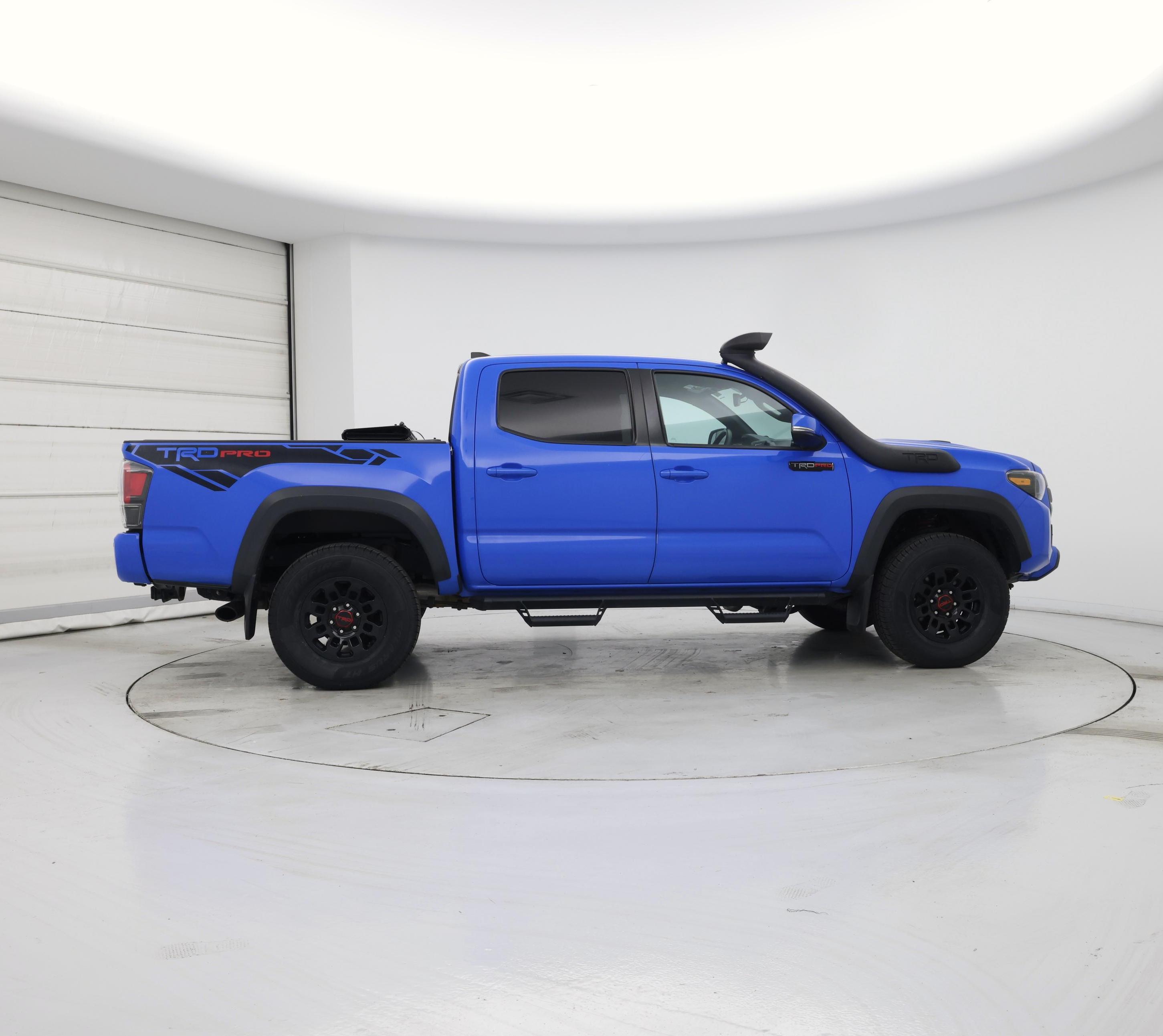 Thumbnail: 2019 Toyota Tacoma - 7