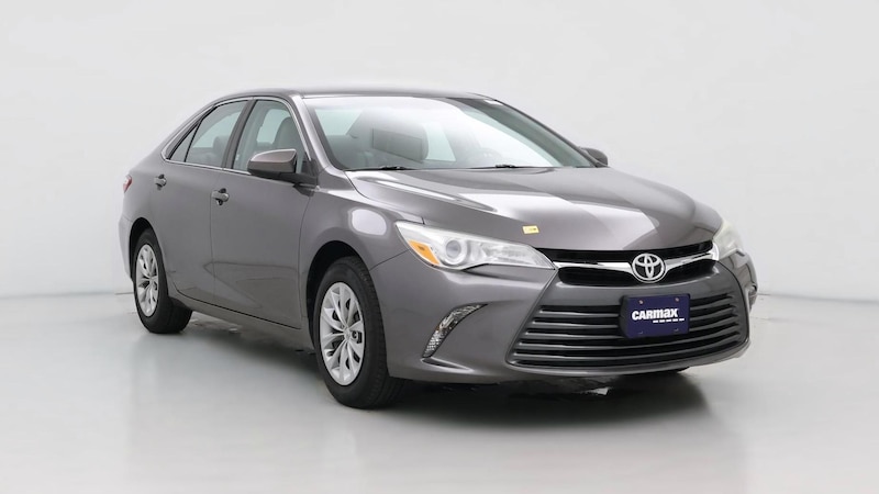 2015 Toyota Camry LE Hero Image