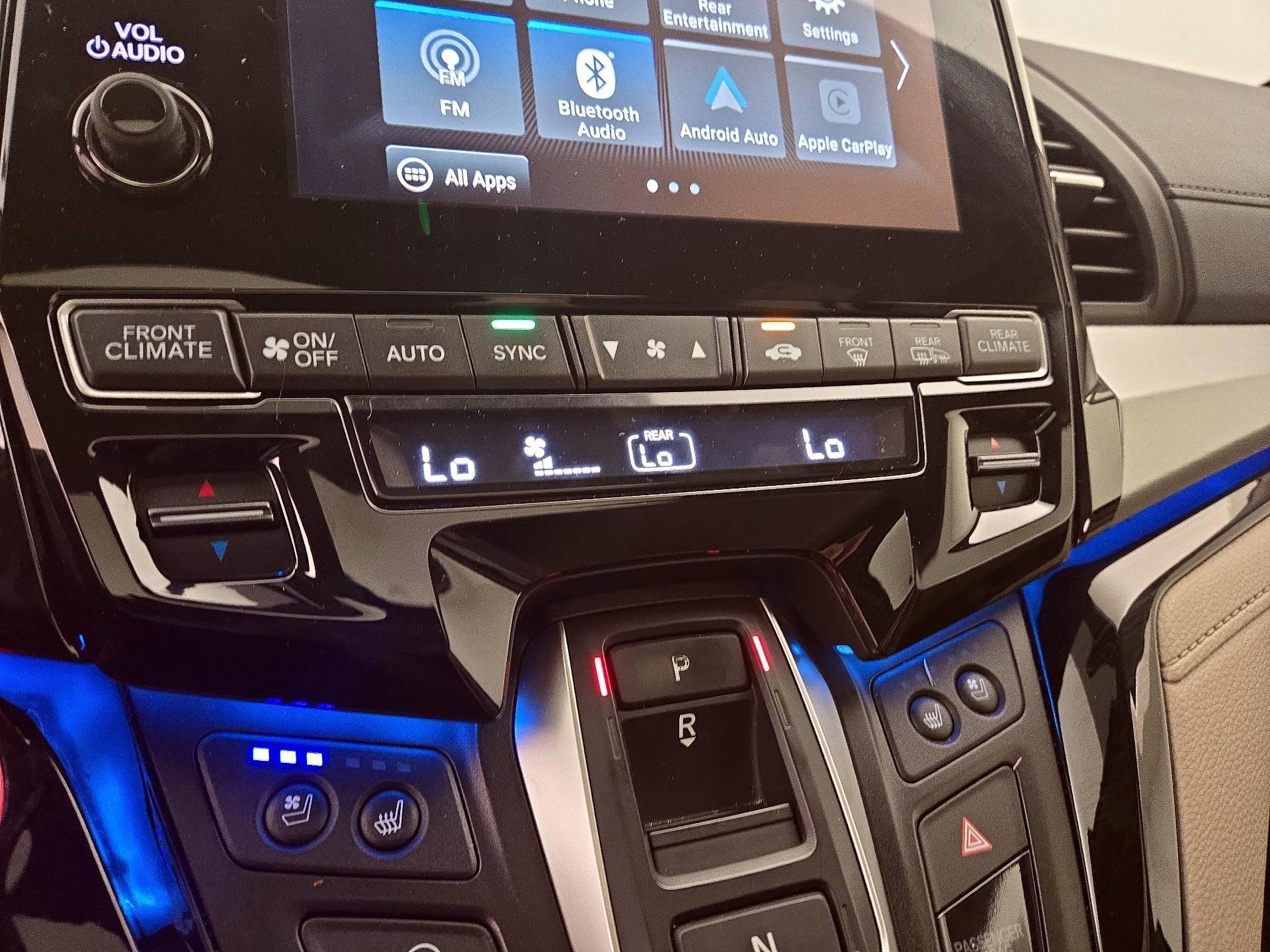 Thumbnail: 2019 Honda Odyssey - 17