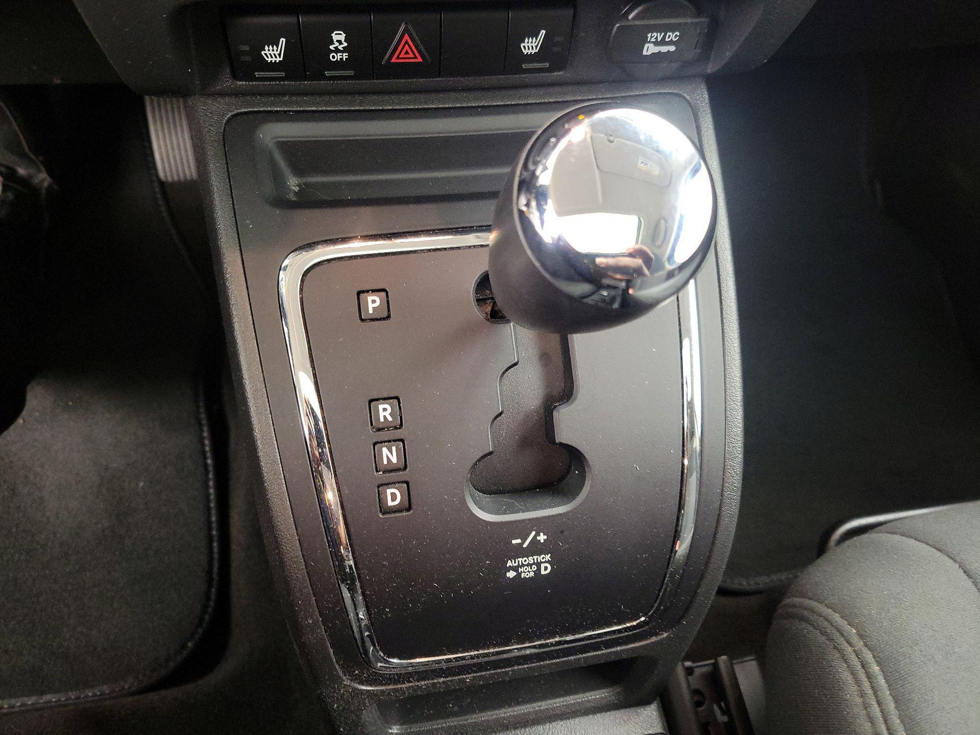 Thumbnail: 2017 Jeep Patriot - 17