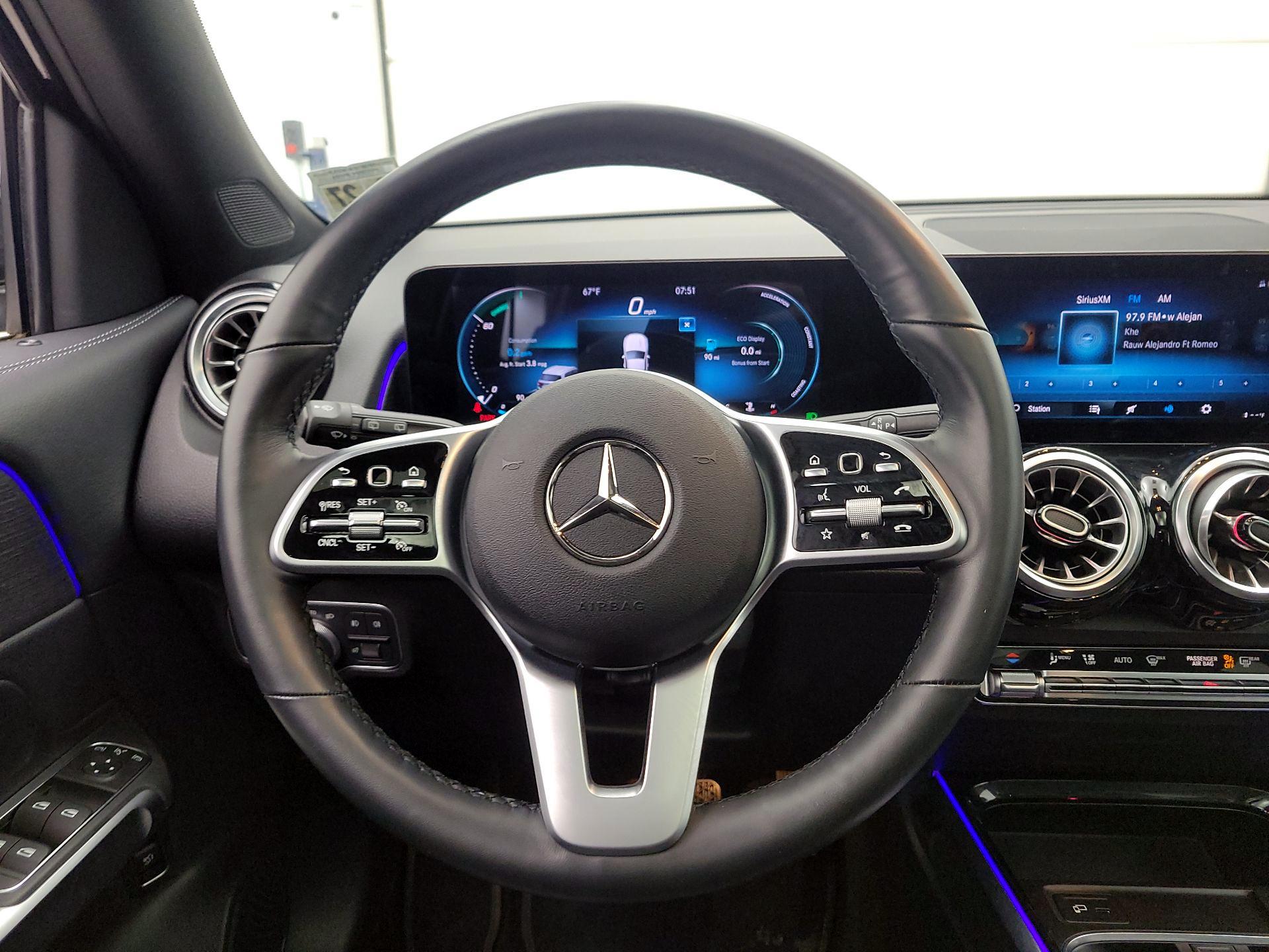 Thumbnail: 2022 Mercedes-Benz GLB - 10