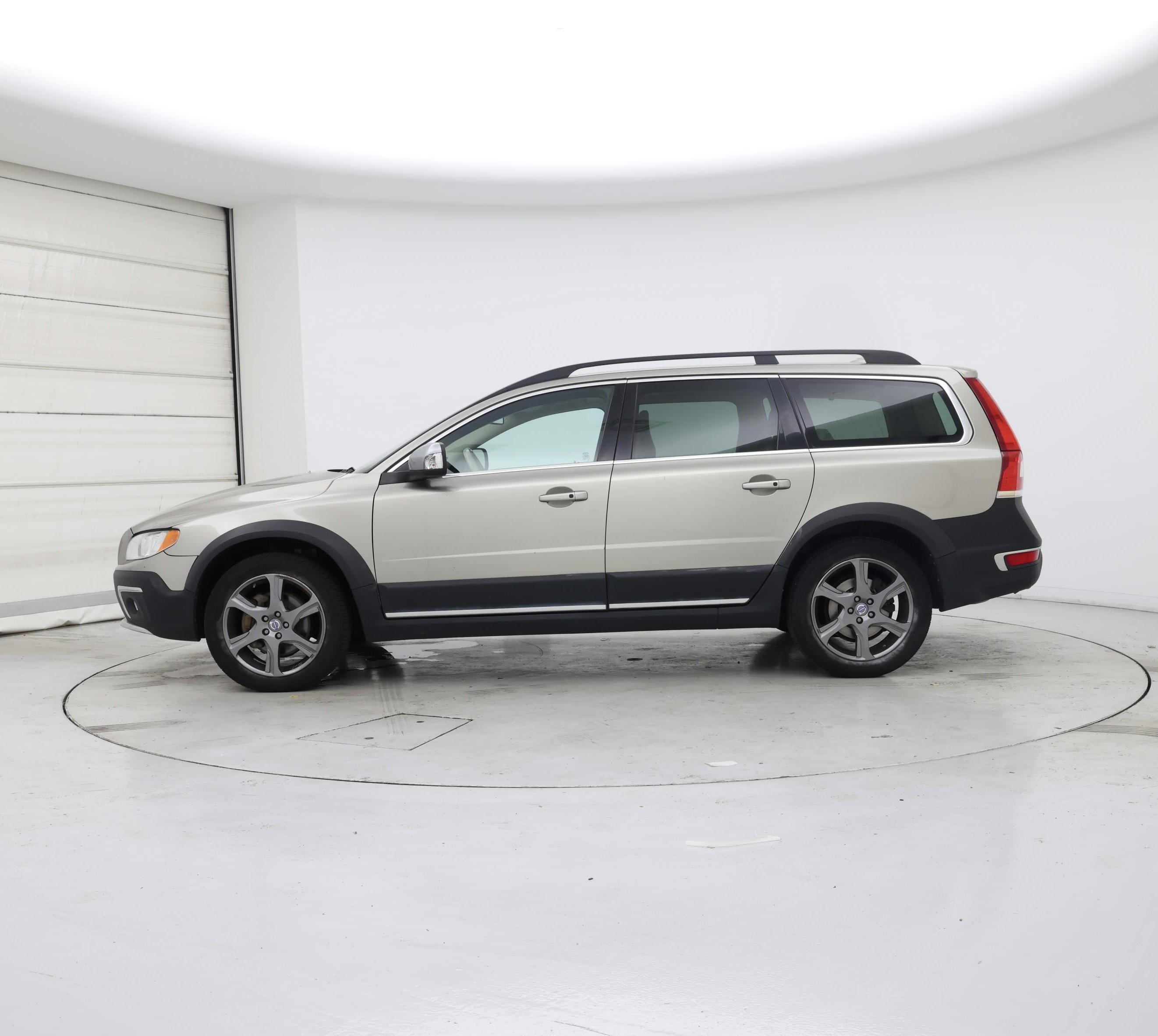 Thumbnail: 2014 Volvo XC70 - 3
