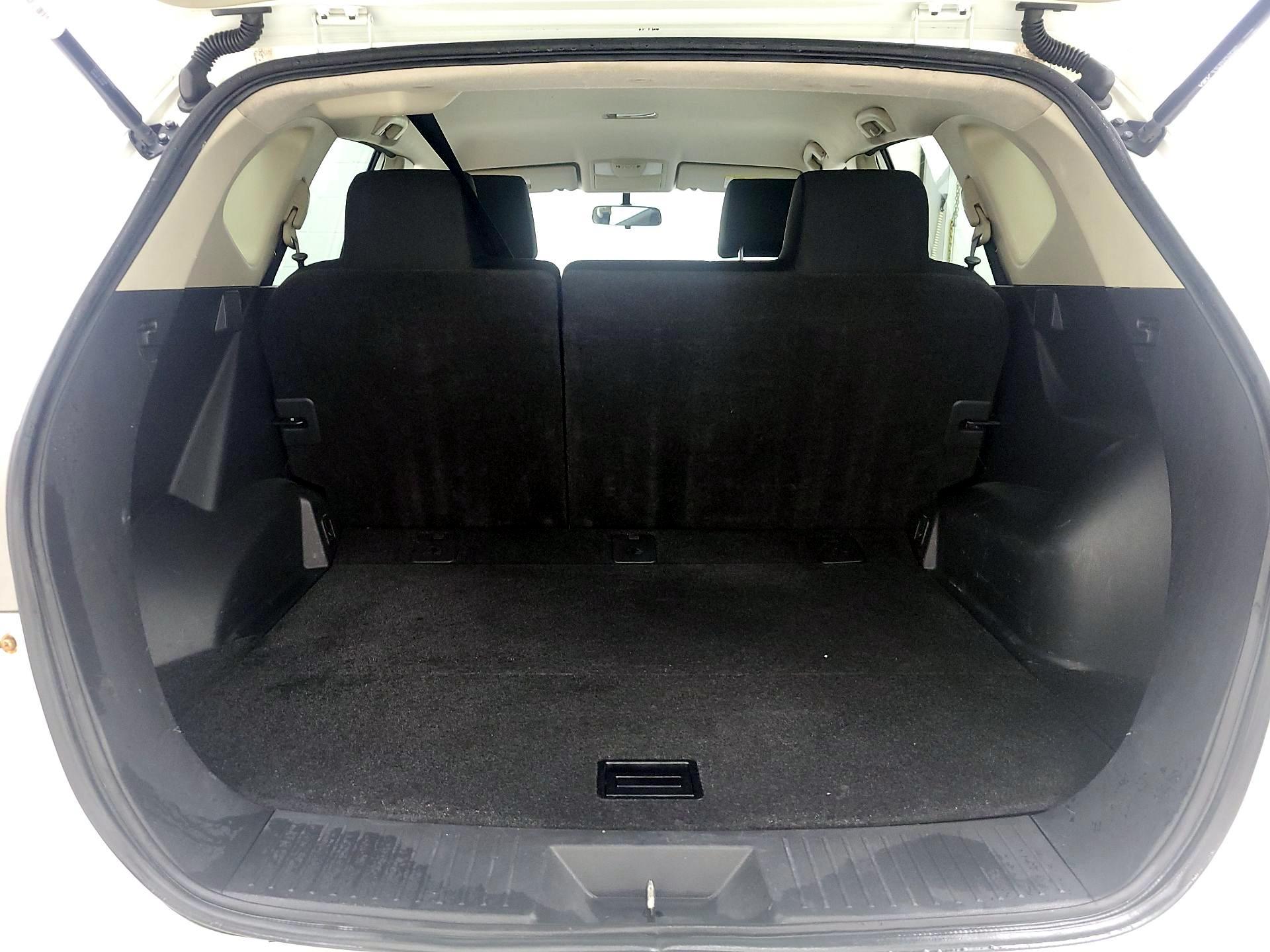 Thumbnail: 2013 Nissan Rogue - 19