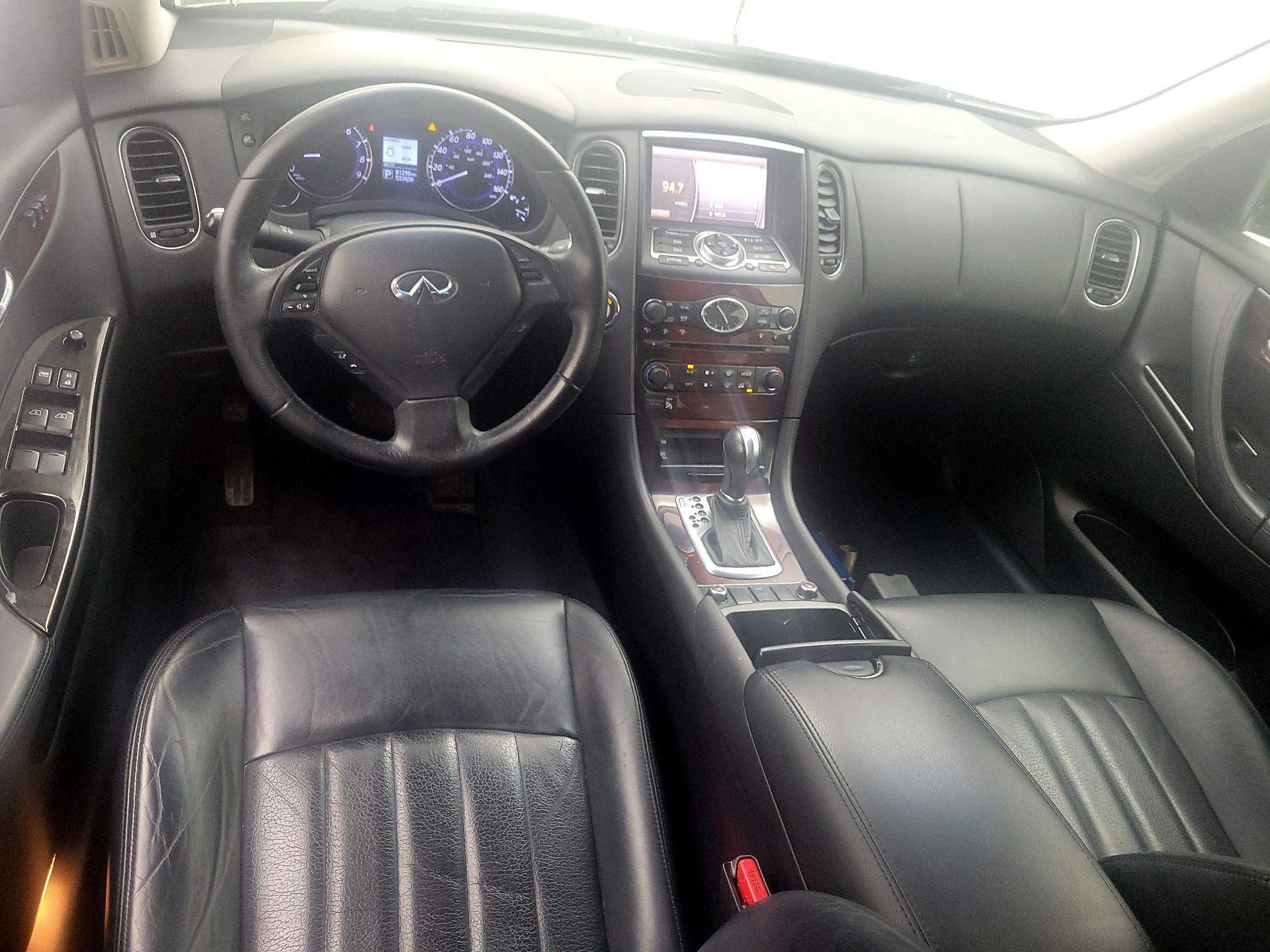 Thumbnail: 2017 INFINITI QX50 - 9