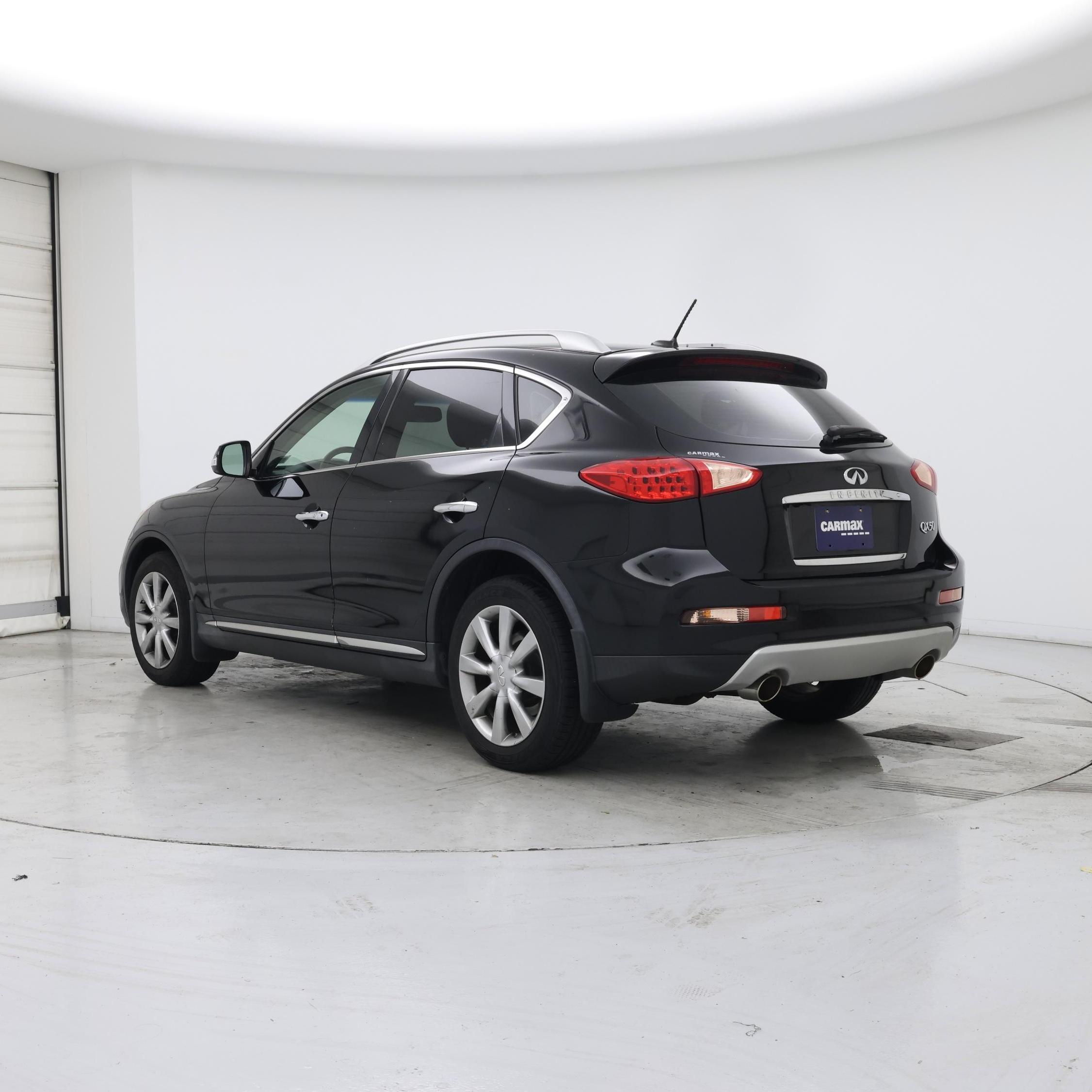 Thumbnail: 2017 INFINITI QX50 - 2