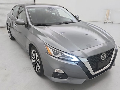 2019 Nissan Altima SL -
                Newark, DE