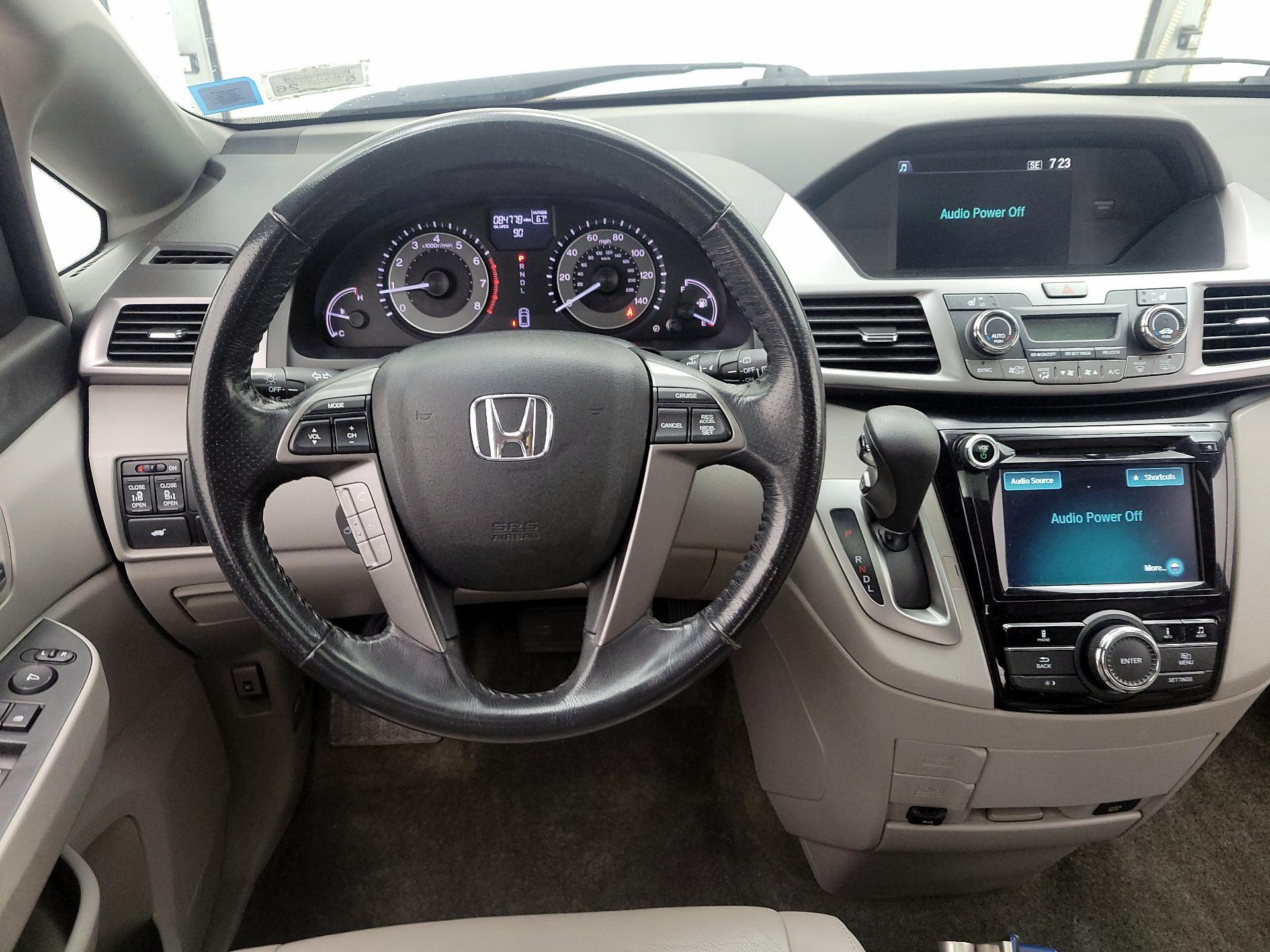 Thumbnail: 2014 Honda Odyssey - 10