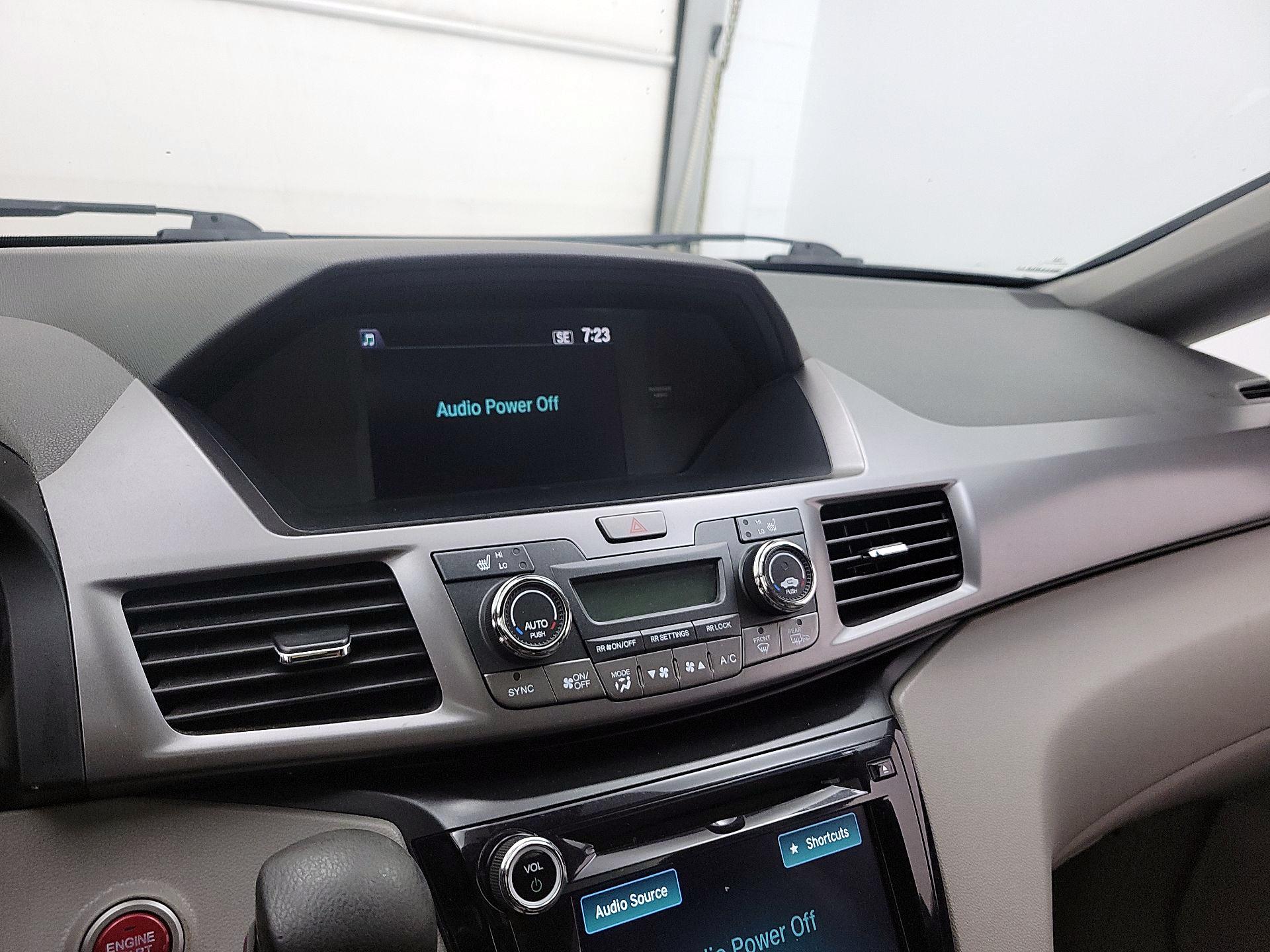 Thumbnail: 2014 Honda Odyssey - 15